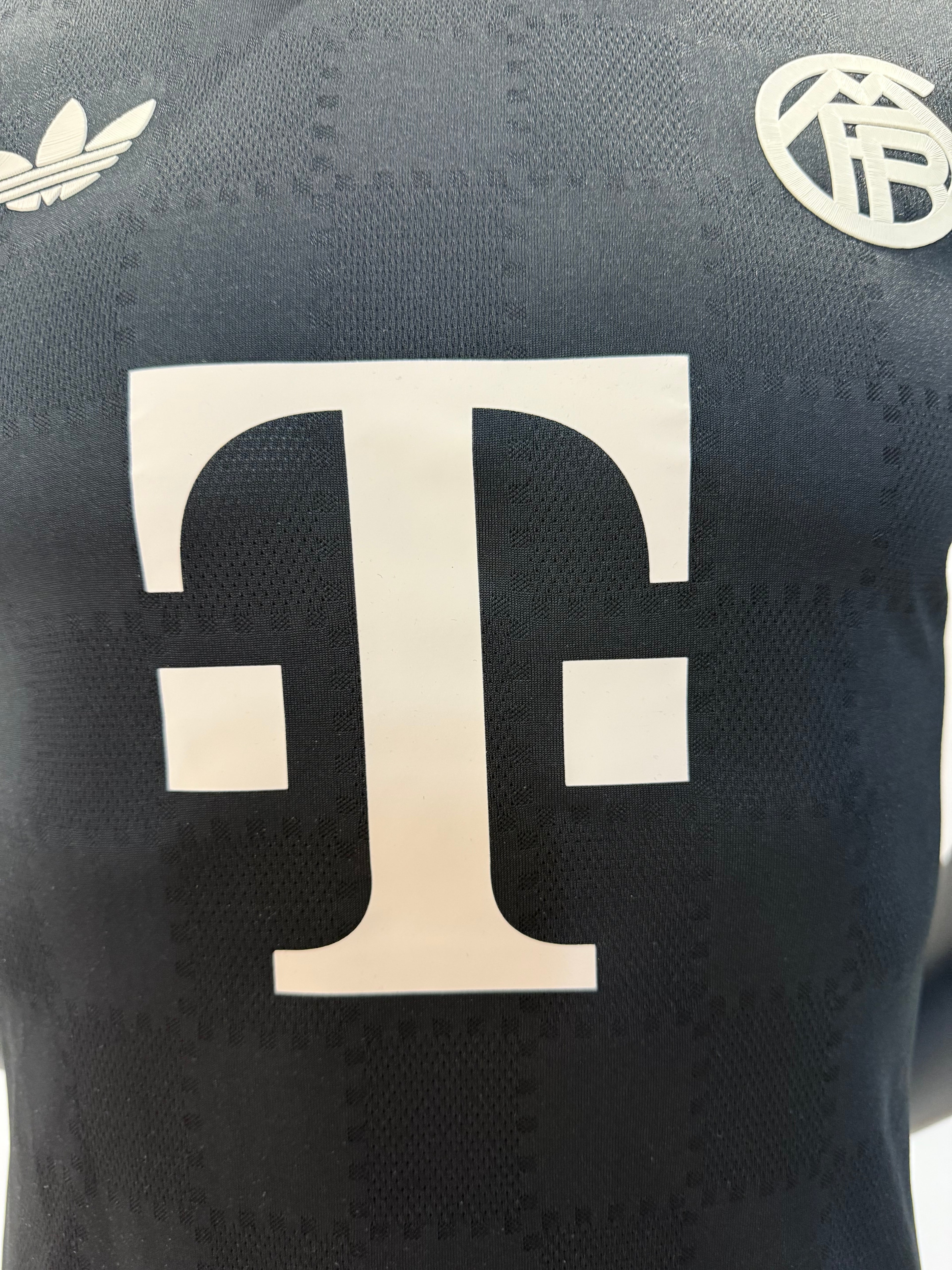 Bayern Múnich 2025/2026 Edición Champions League