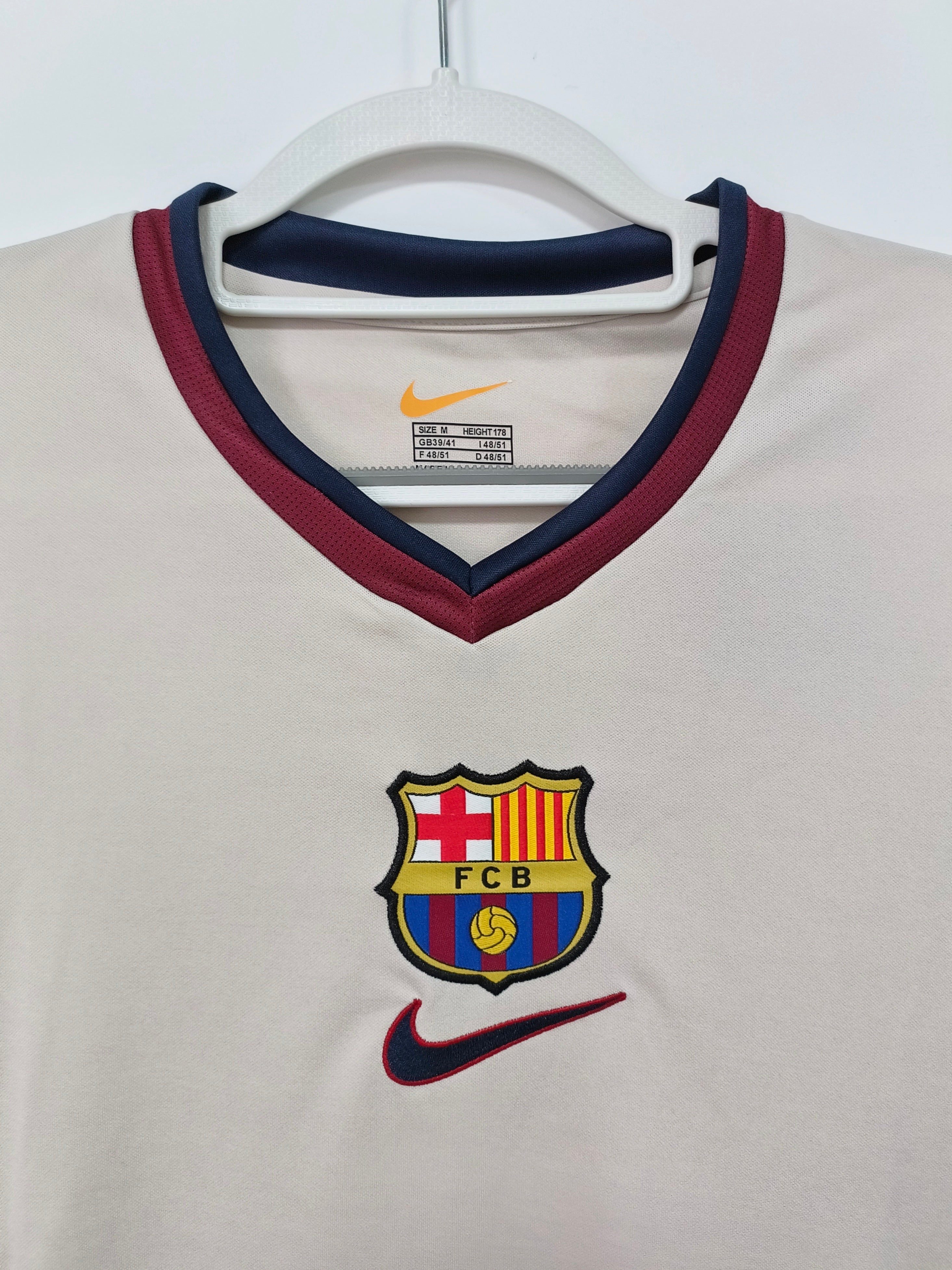Barcelona Retro 1998/1999 Visitante