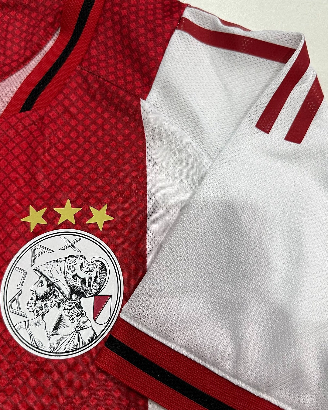 Ajax 2025/2026 Local