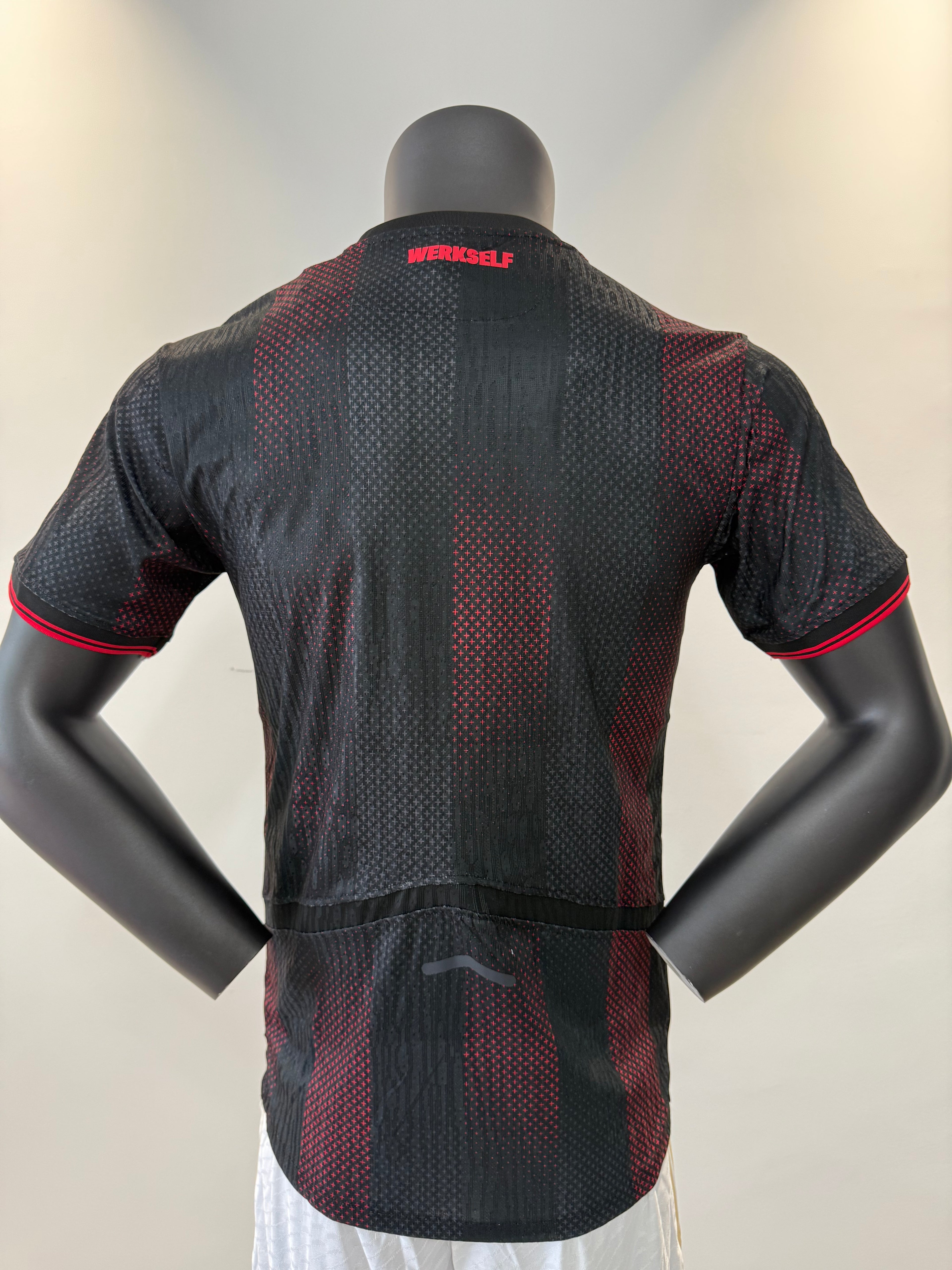 Bayer Leverkusen 2025/2026 Local