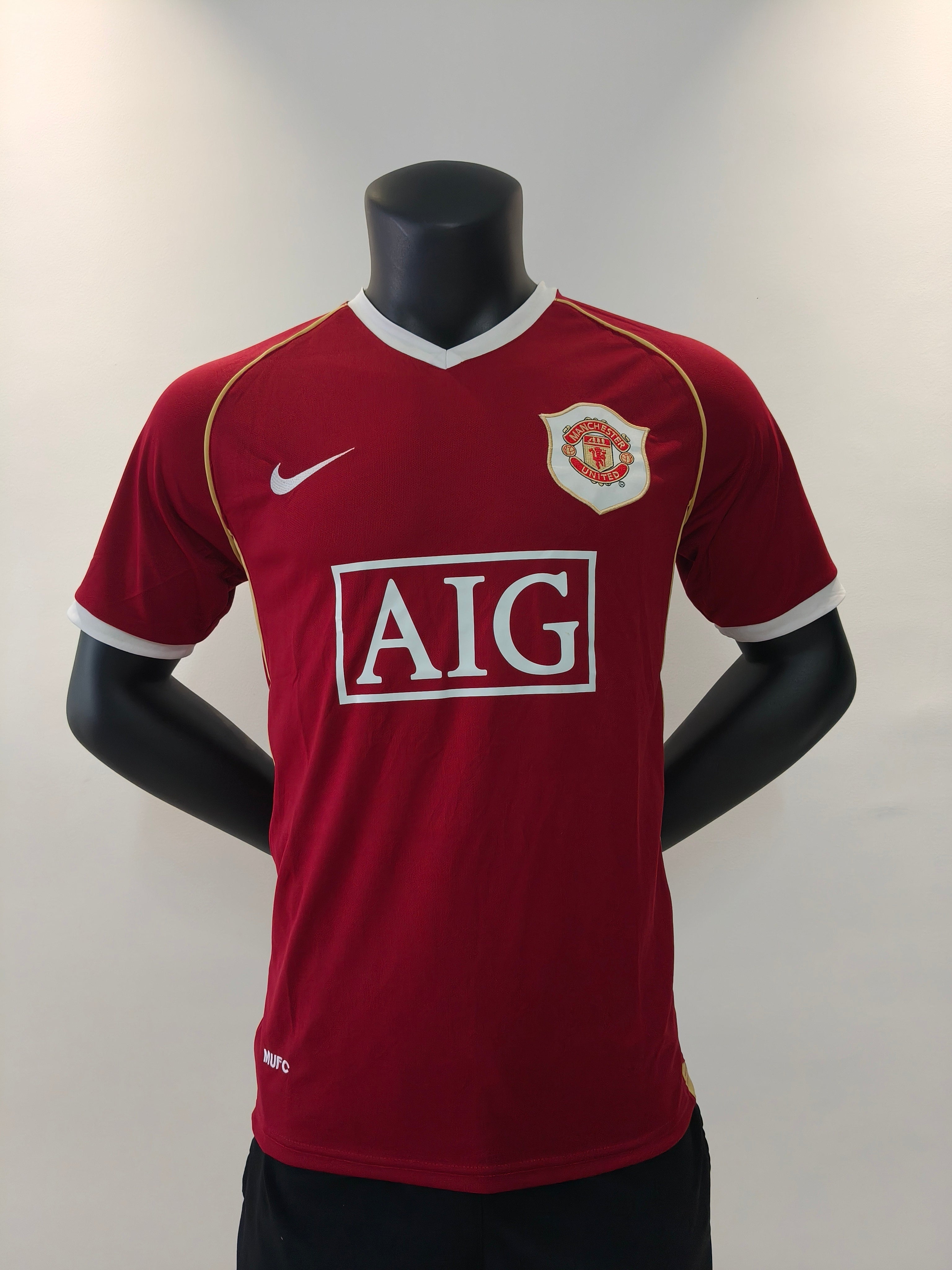 Manchester United Retro 2006/2007 Local