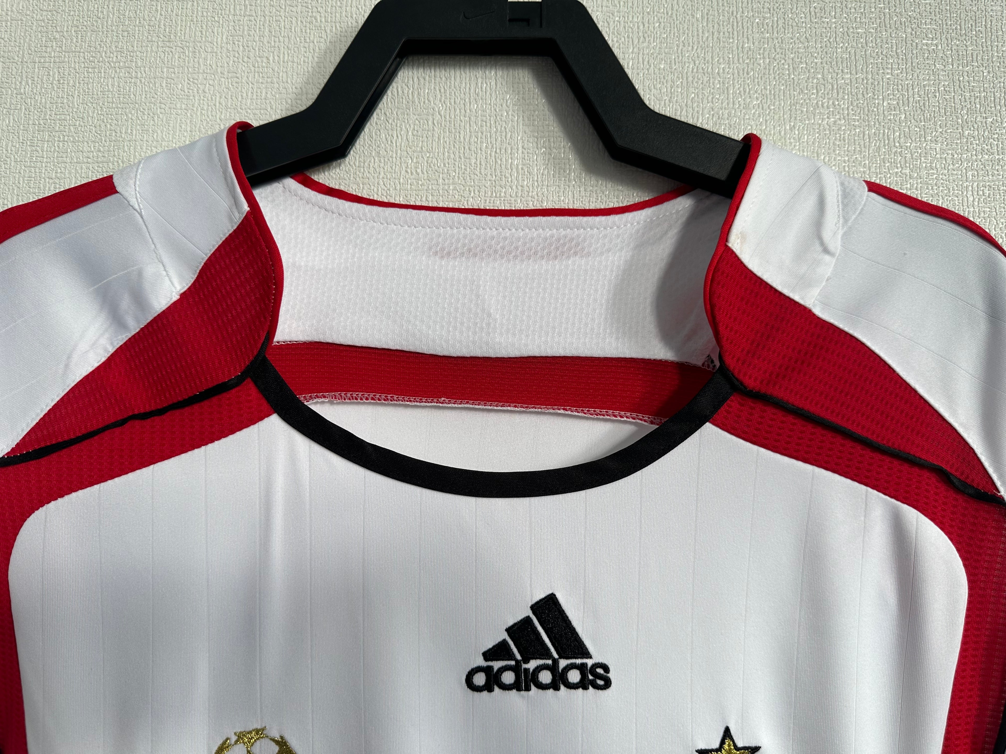 AC Milan Retro 2006/2007 Visitante