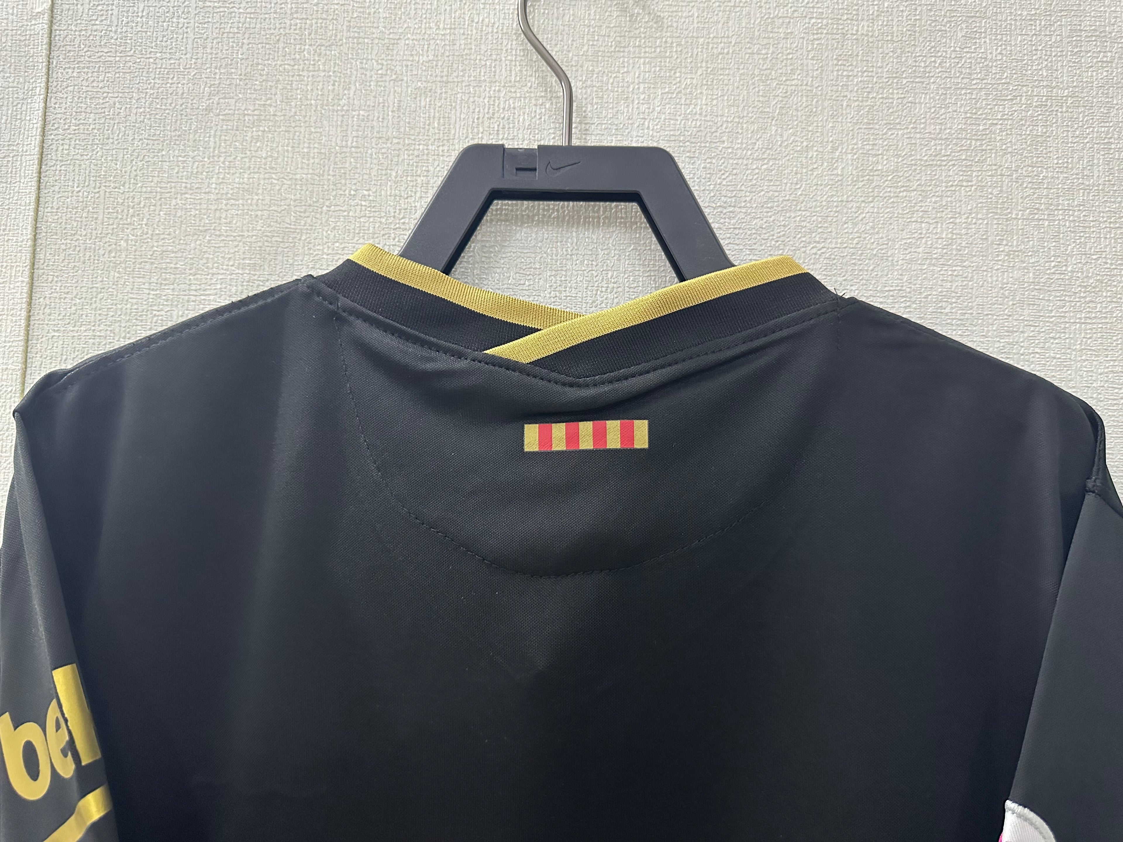 Barcelona Retro 2020/2021 Visitante