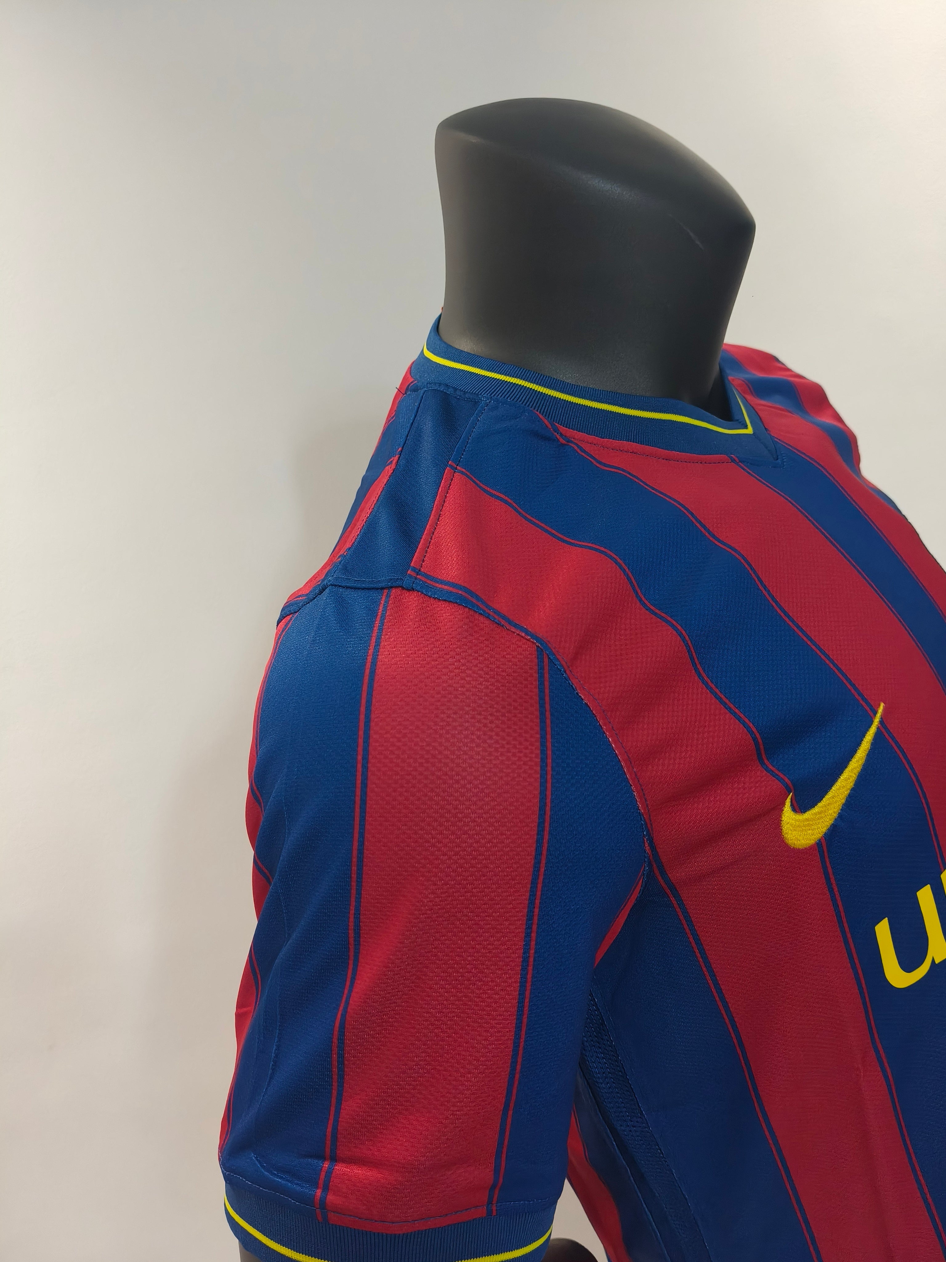 Barcelona Retro 2009/2010 Local