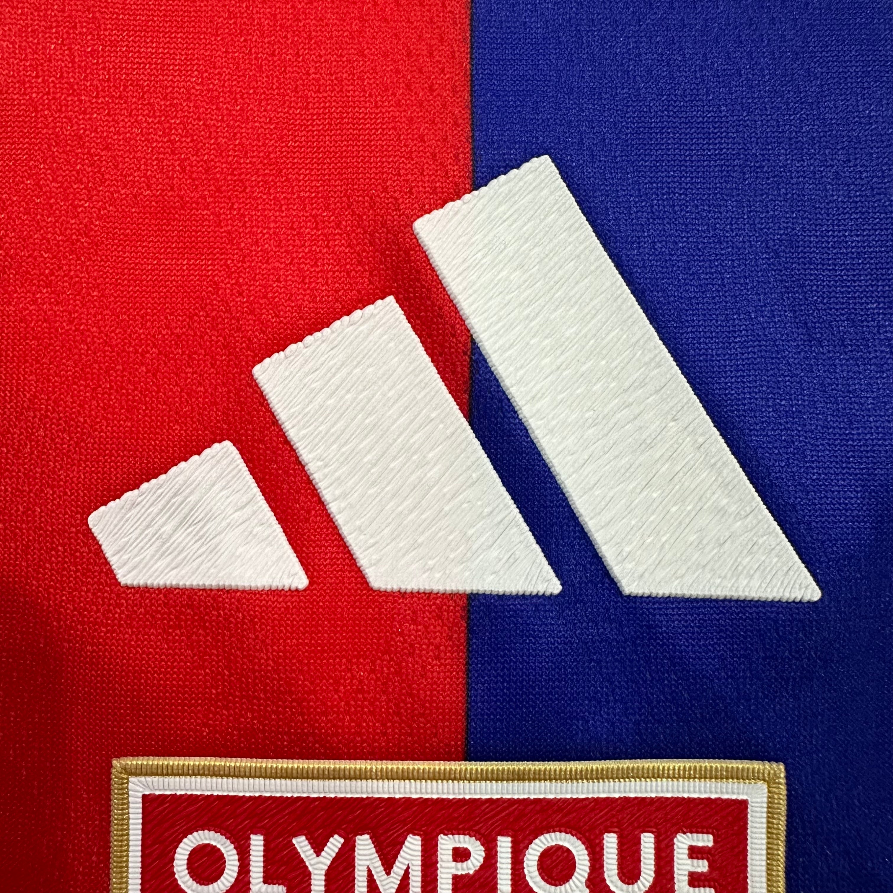 Olympique de Lyon 2025/2026 Local