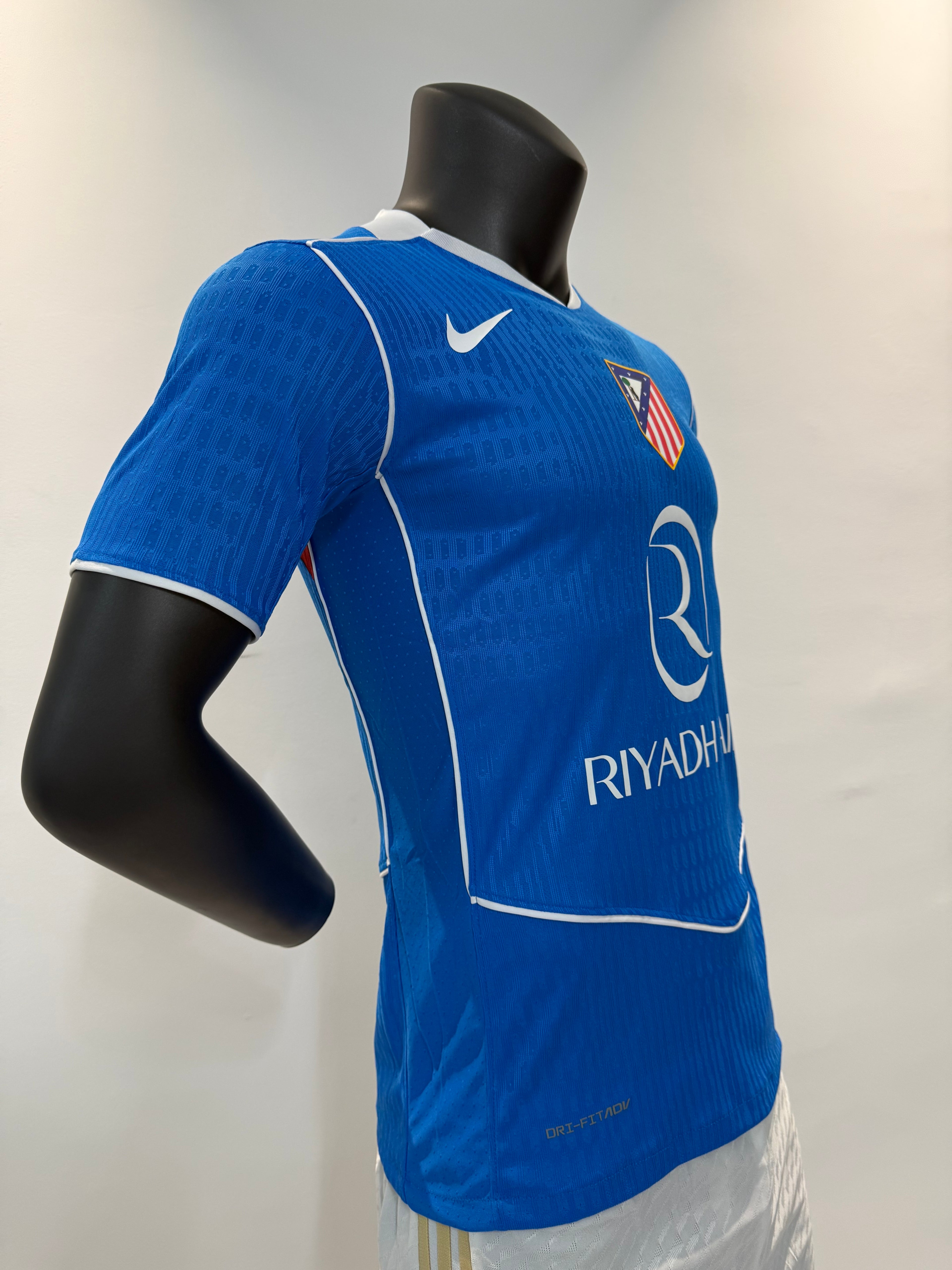 Atlético de Madrid 2025/2026 Tercera Equipación