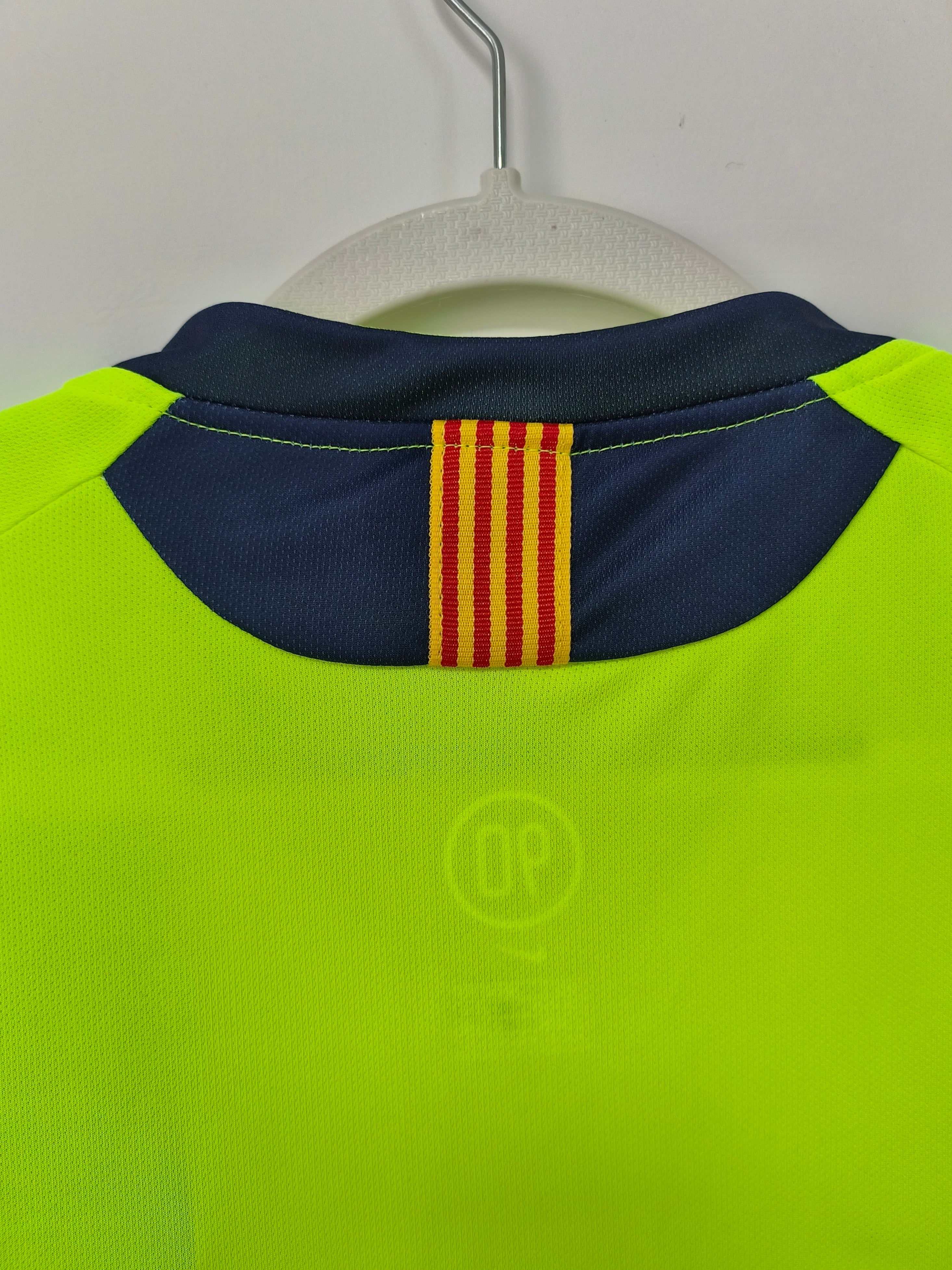 Barcelona Retro 2005/2006 Visitante