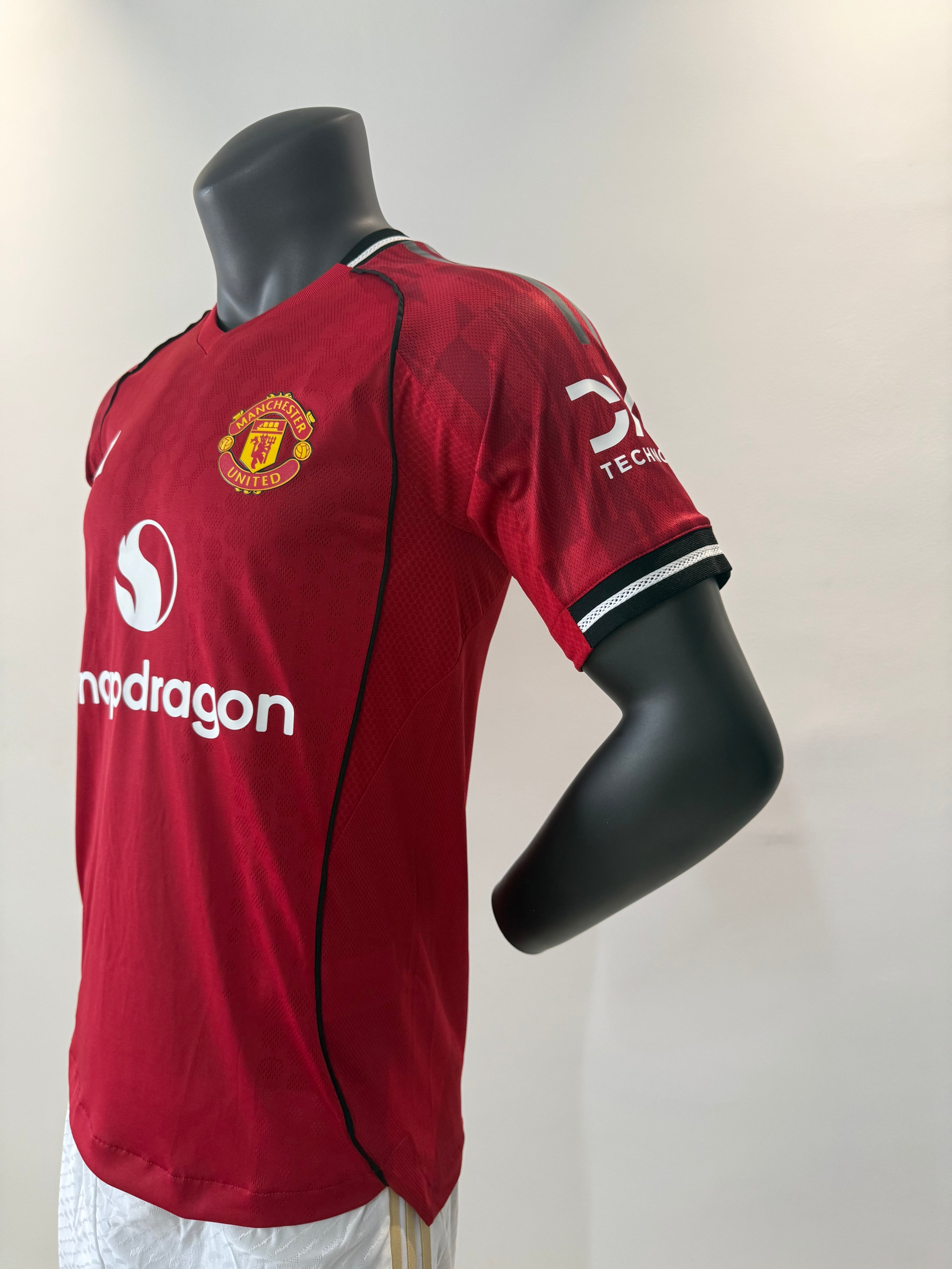 Manchester United 2025/2026 Local