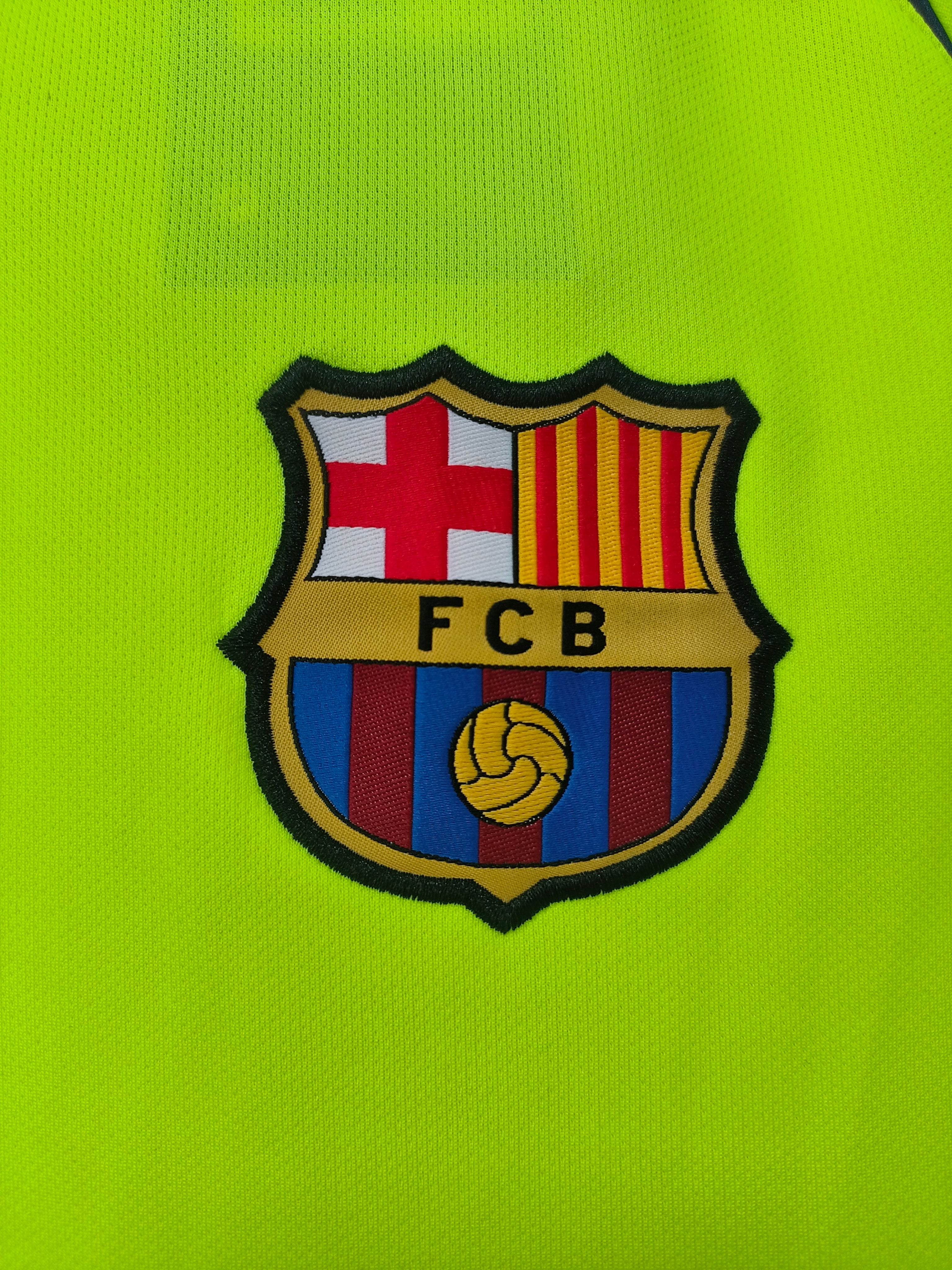 Barcelona Retro 2005/2006 Visitante