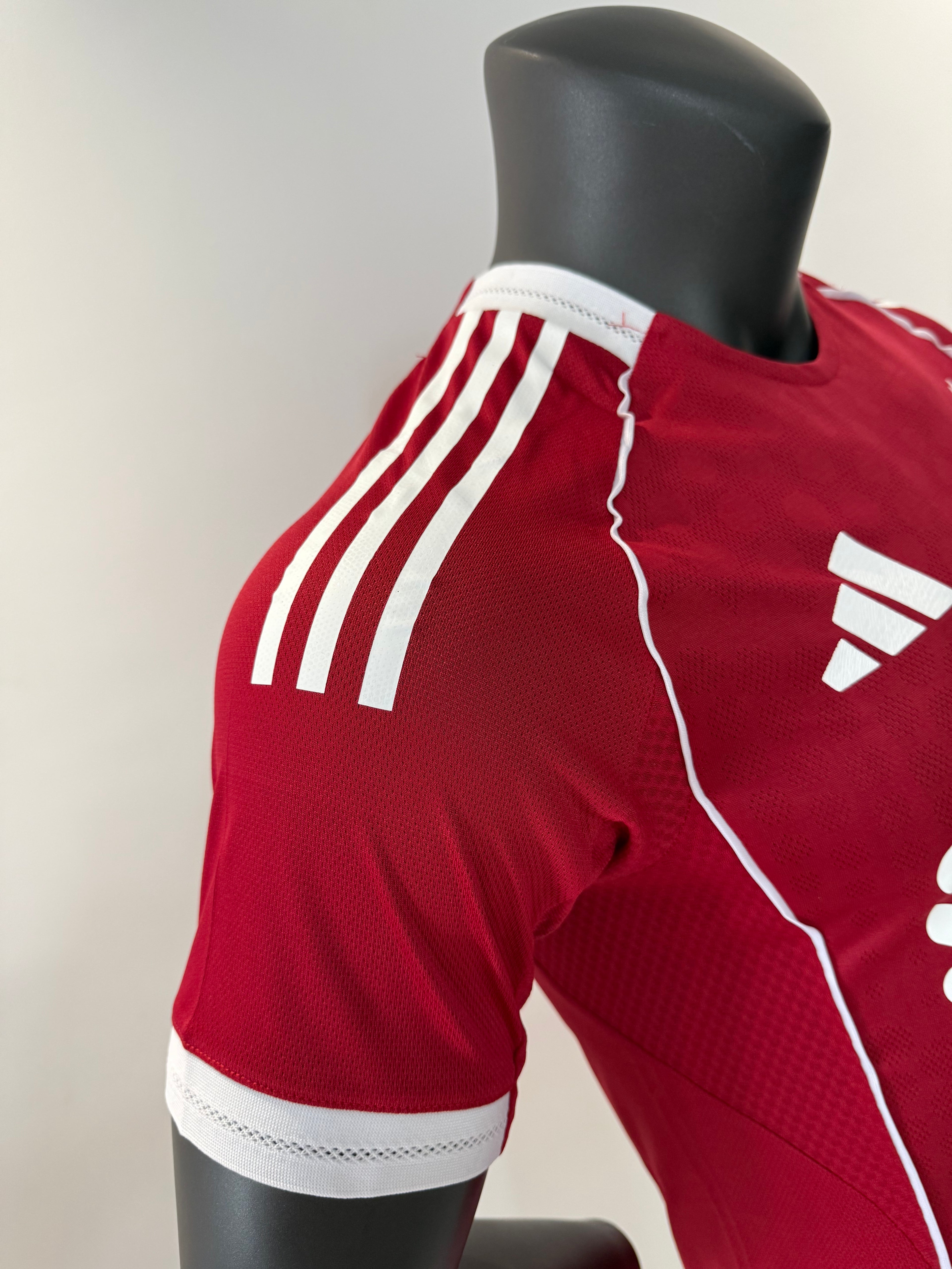 Liverpool 2025/2026 Local