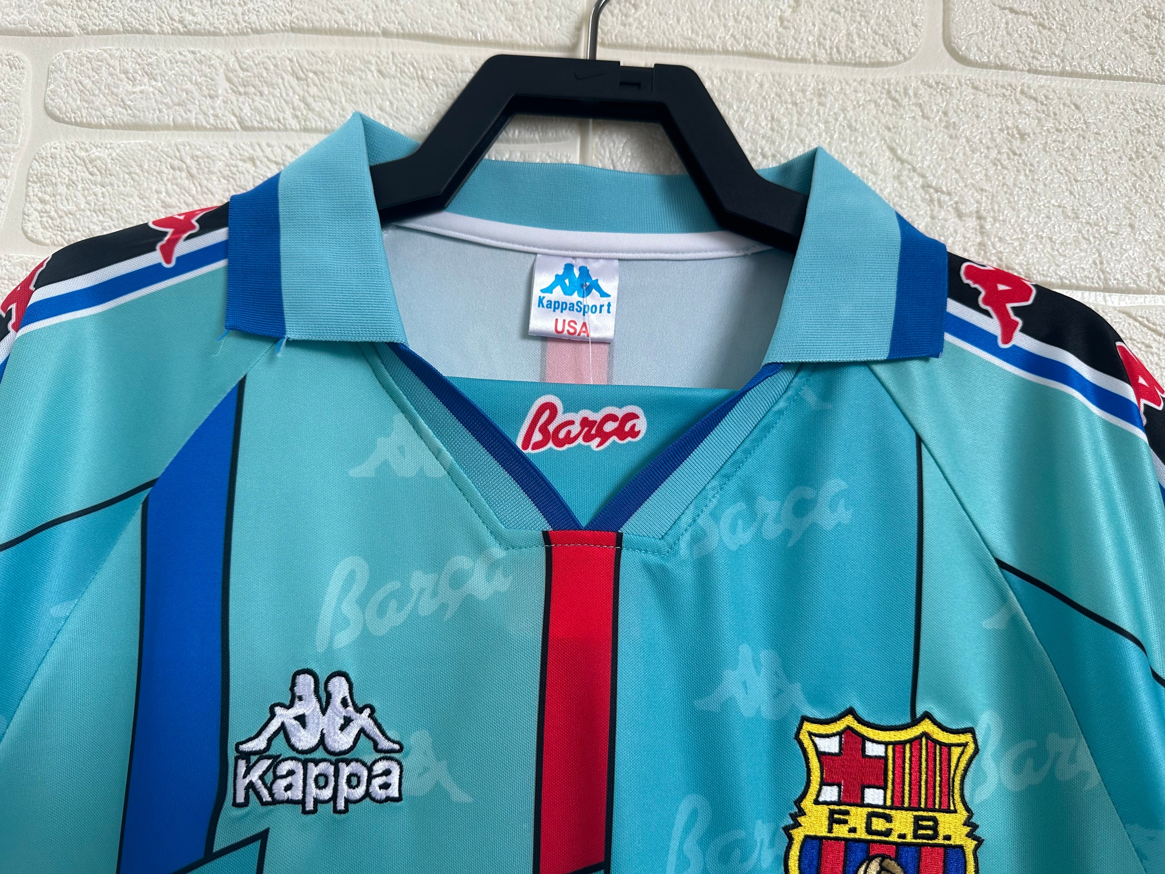 Barcelona Retro 1996/1997 Visitante