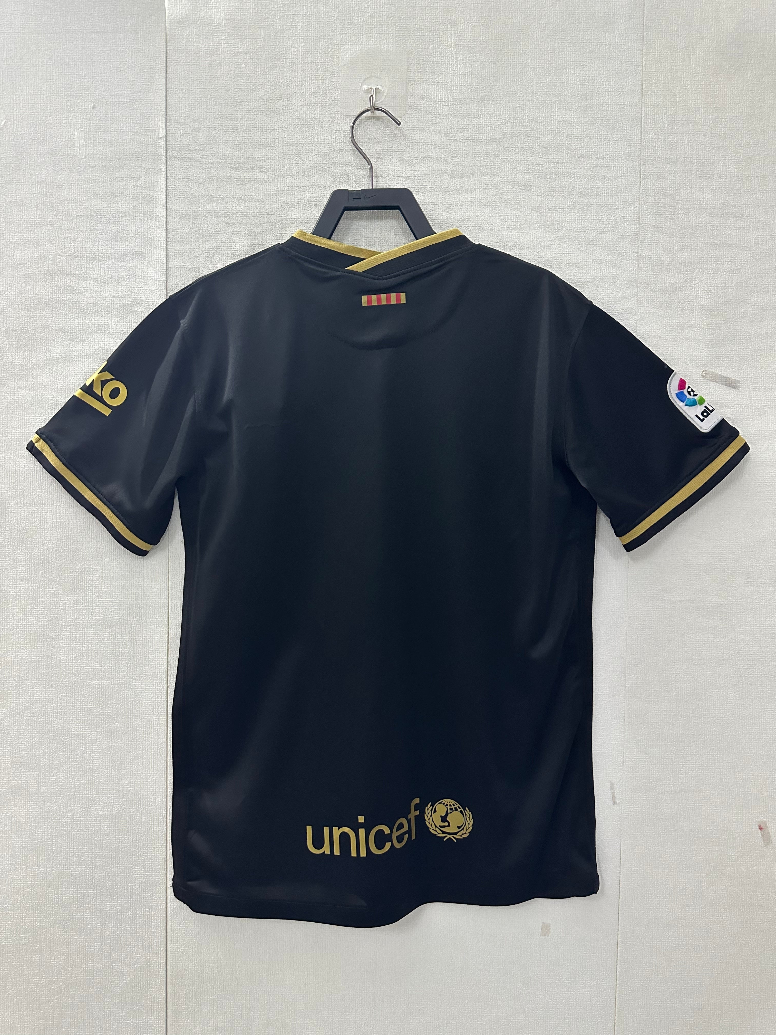 Barcelona Retro 2020/2021 Visitante