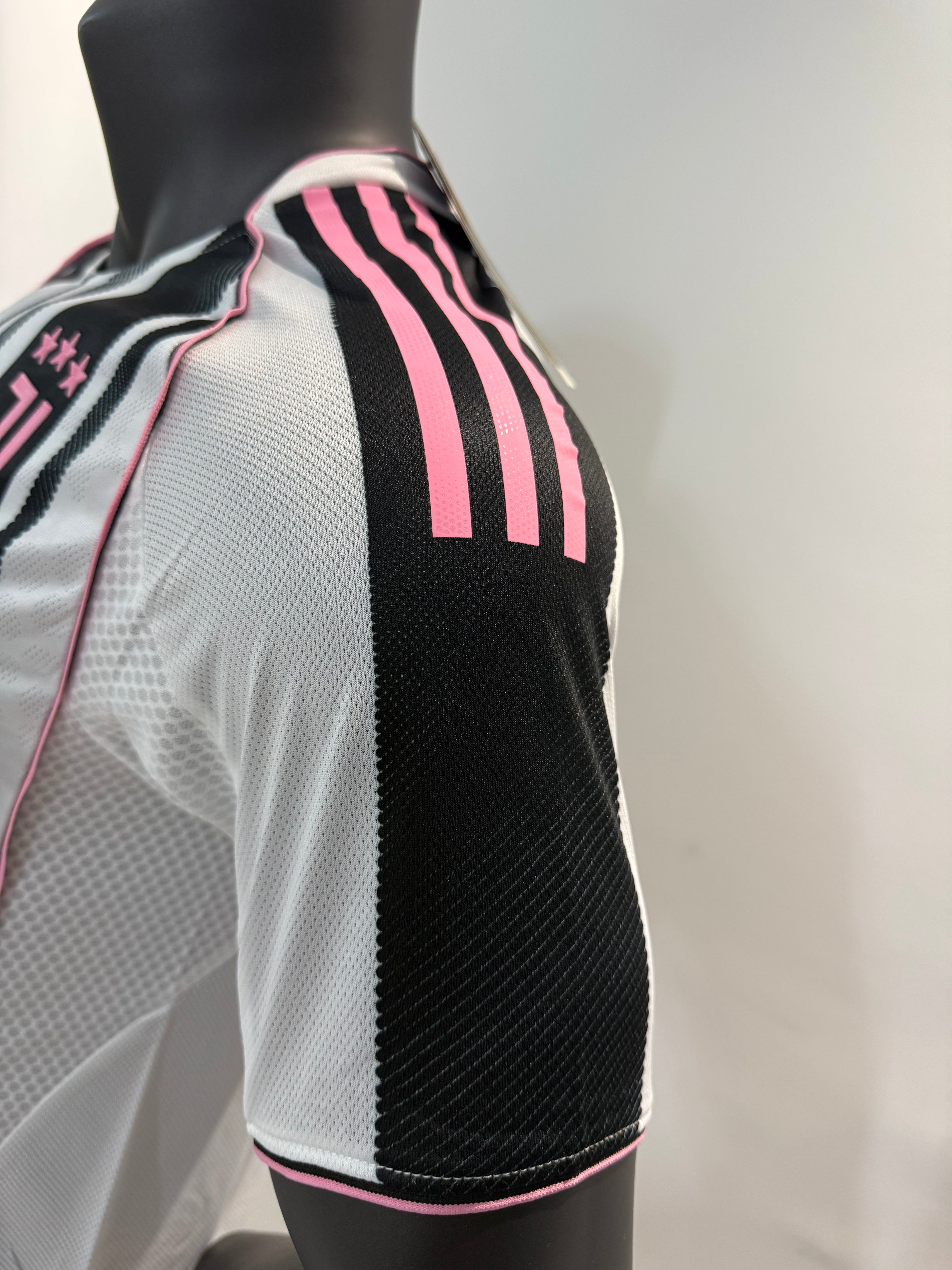 Juventus 2025/2026 Local