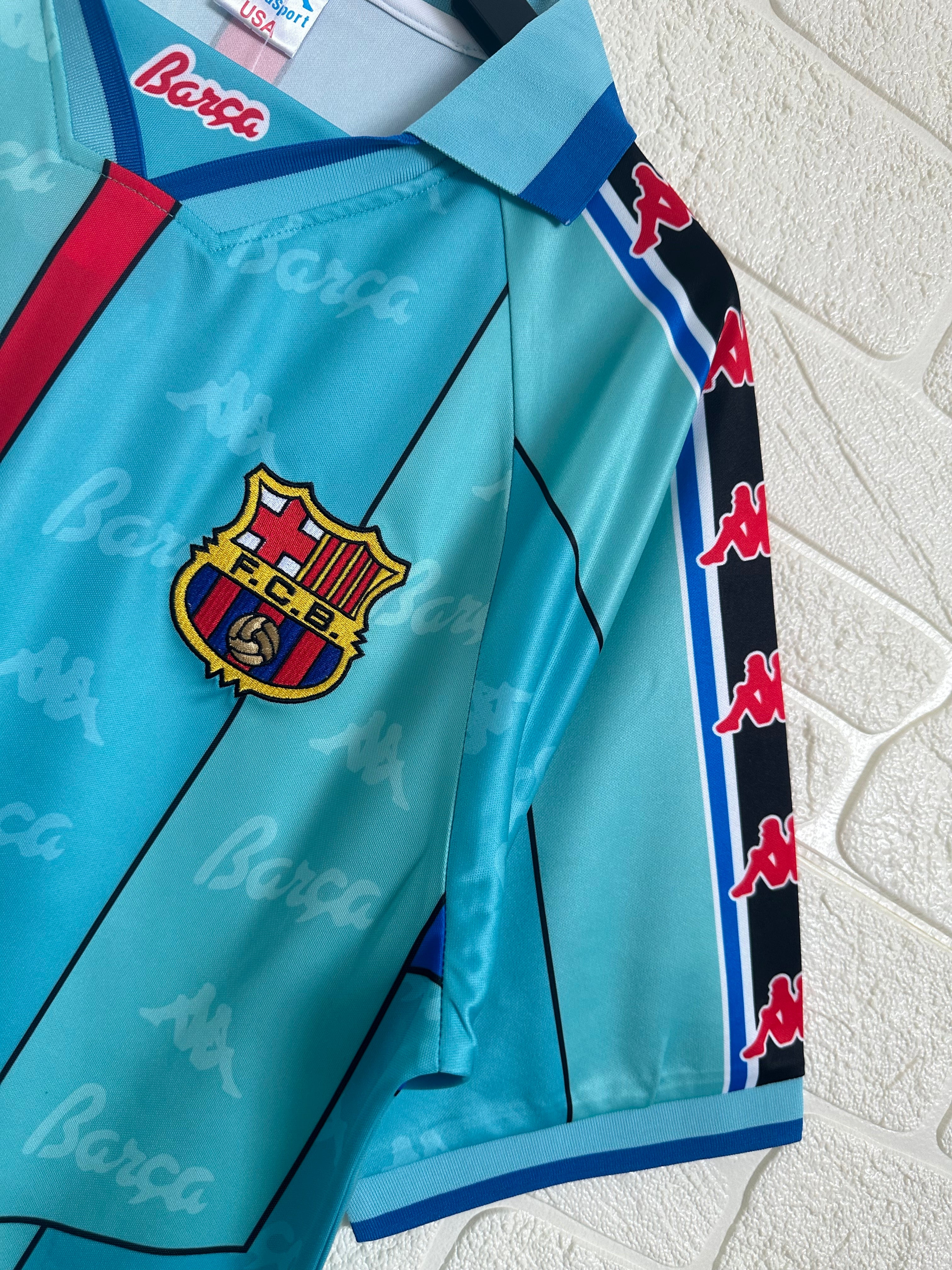 Barcelona Retro 1996/1997 Visitante