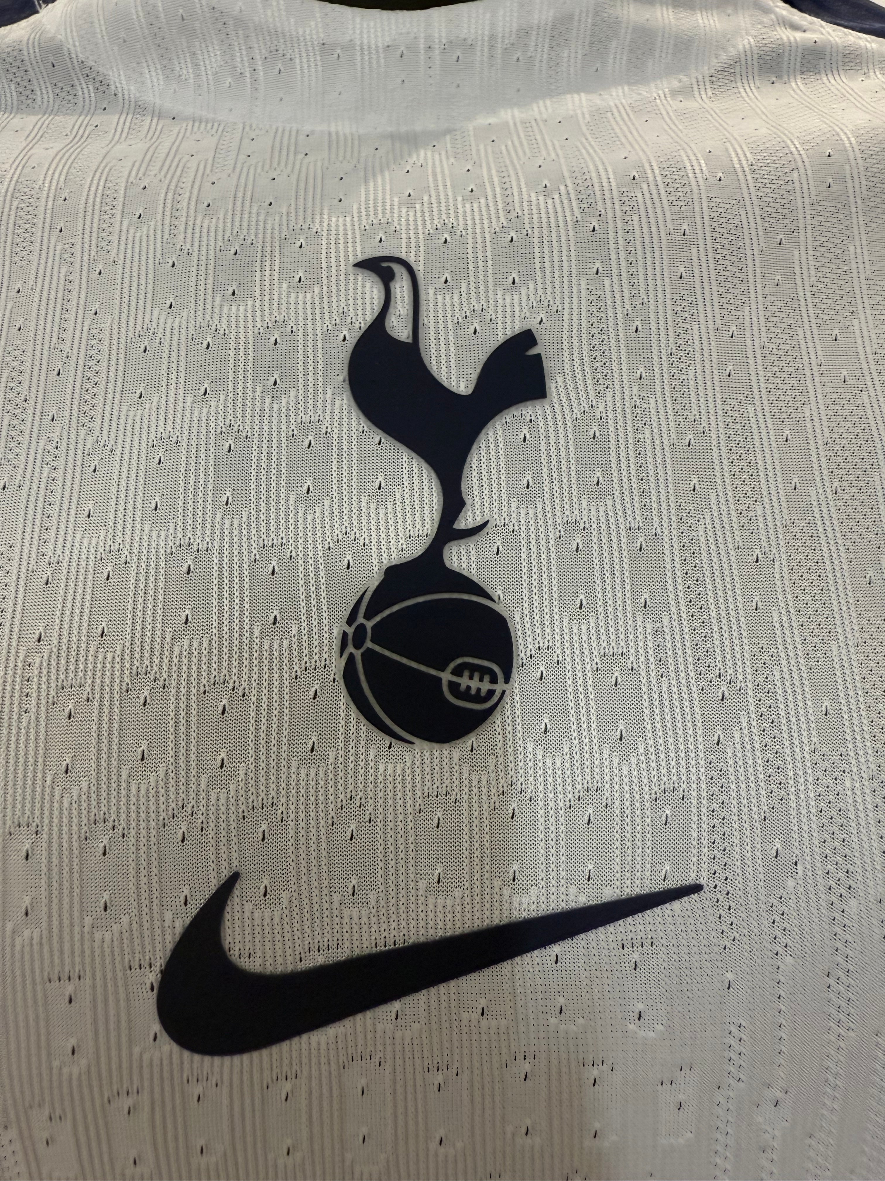 Tottenham 2025/2026 Local