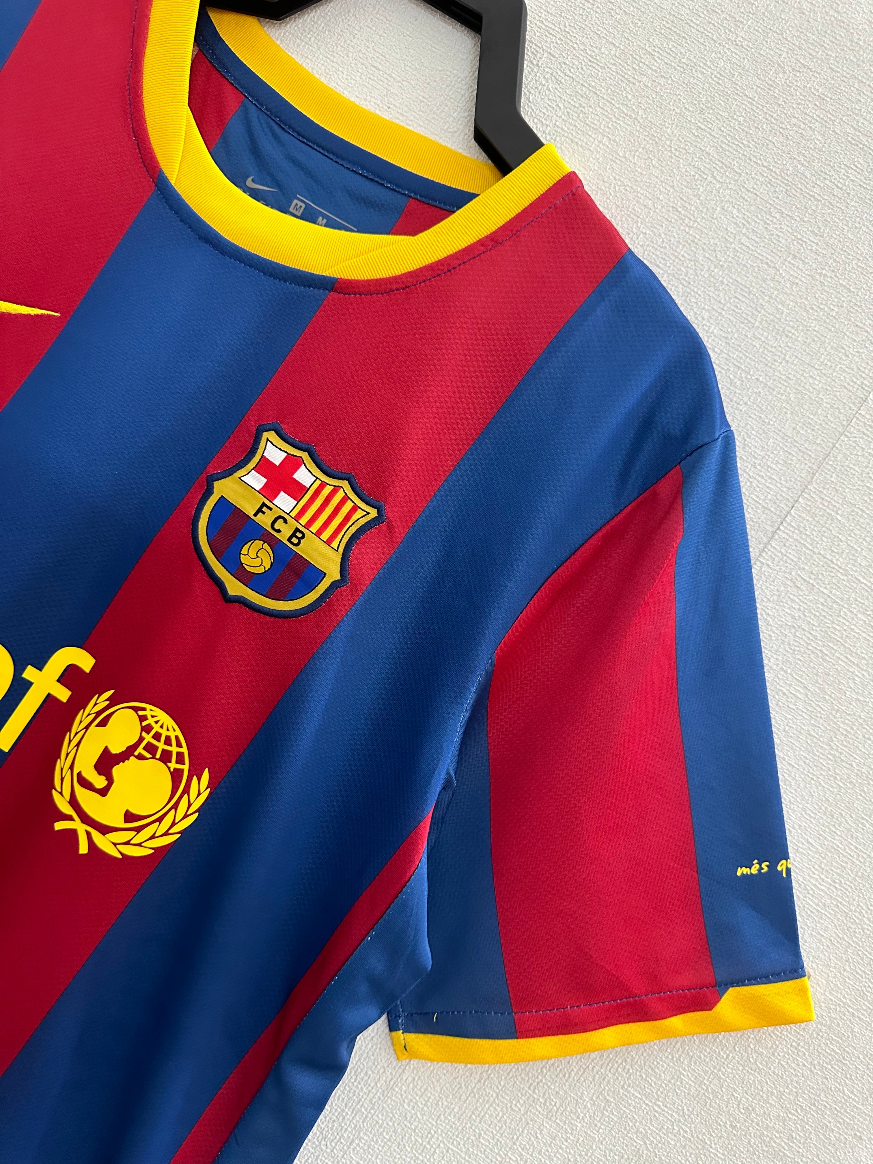 Barcelona Retro 2010/2011 Local