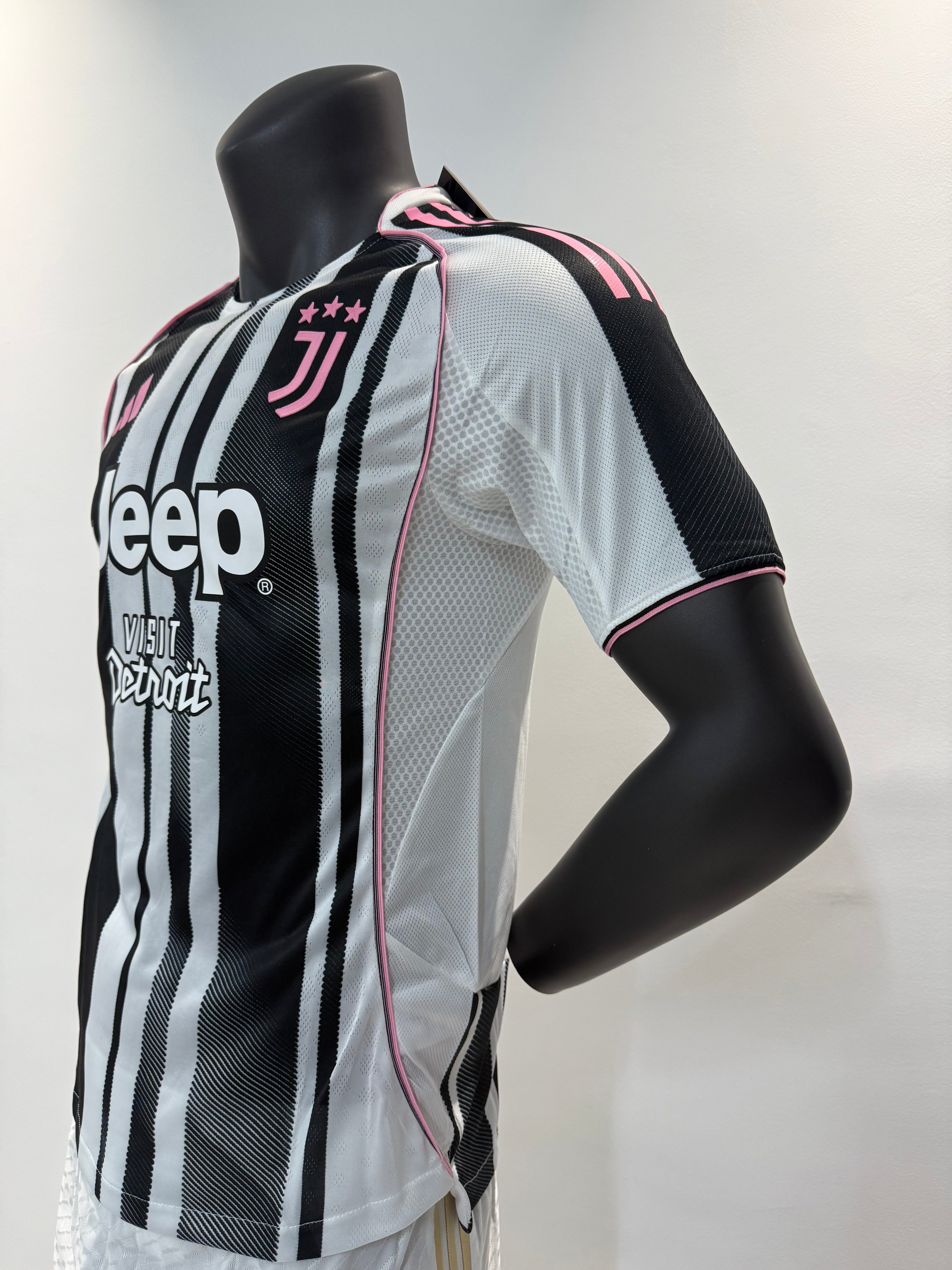 Juventus 2025/2026 Local