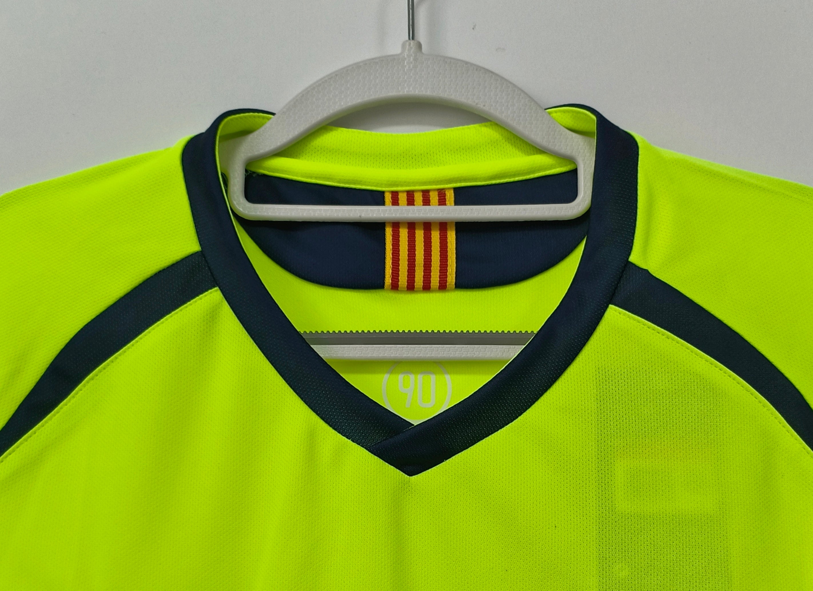 Barcelona Retro 2005/2006 Visitante