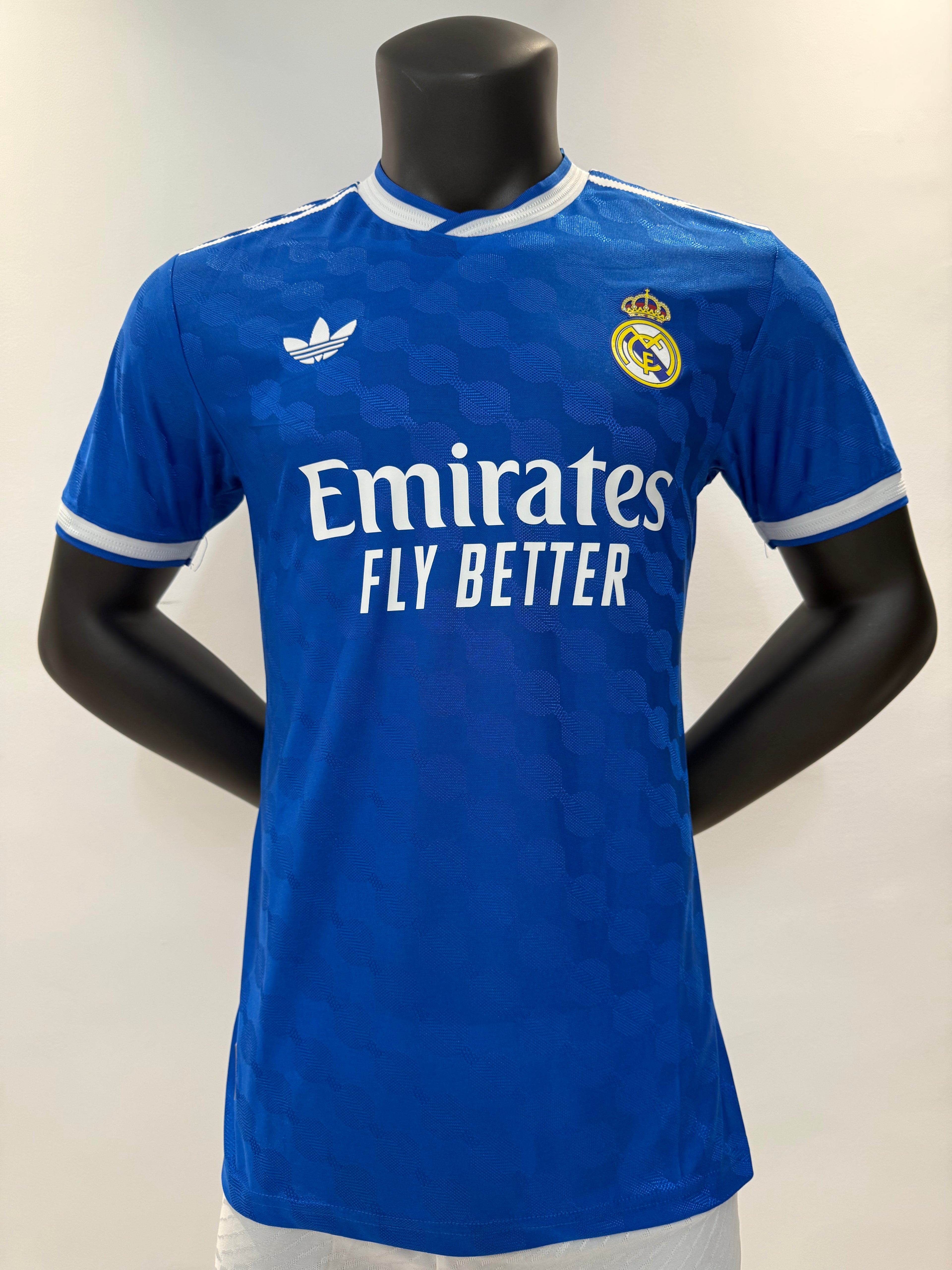 Real Madrid 2025/2026 Tercera Equipación