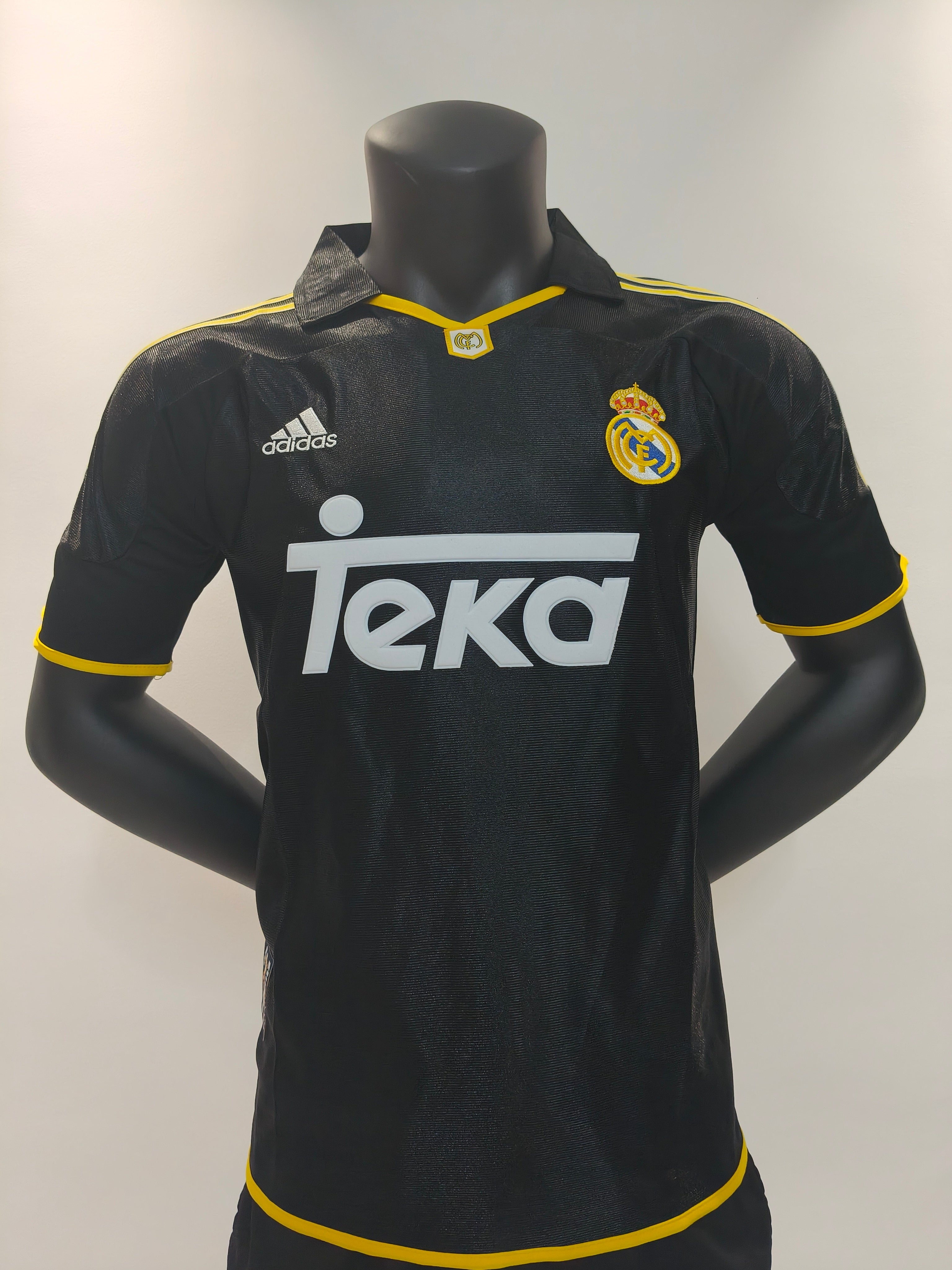 Real Madrid Retro 1999/2000 Visitante
