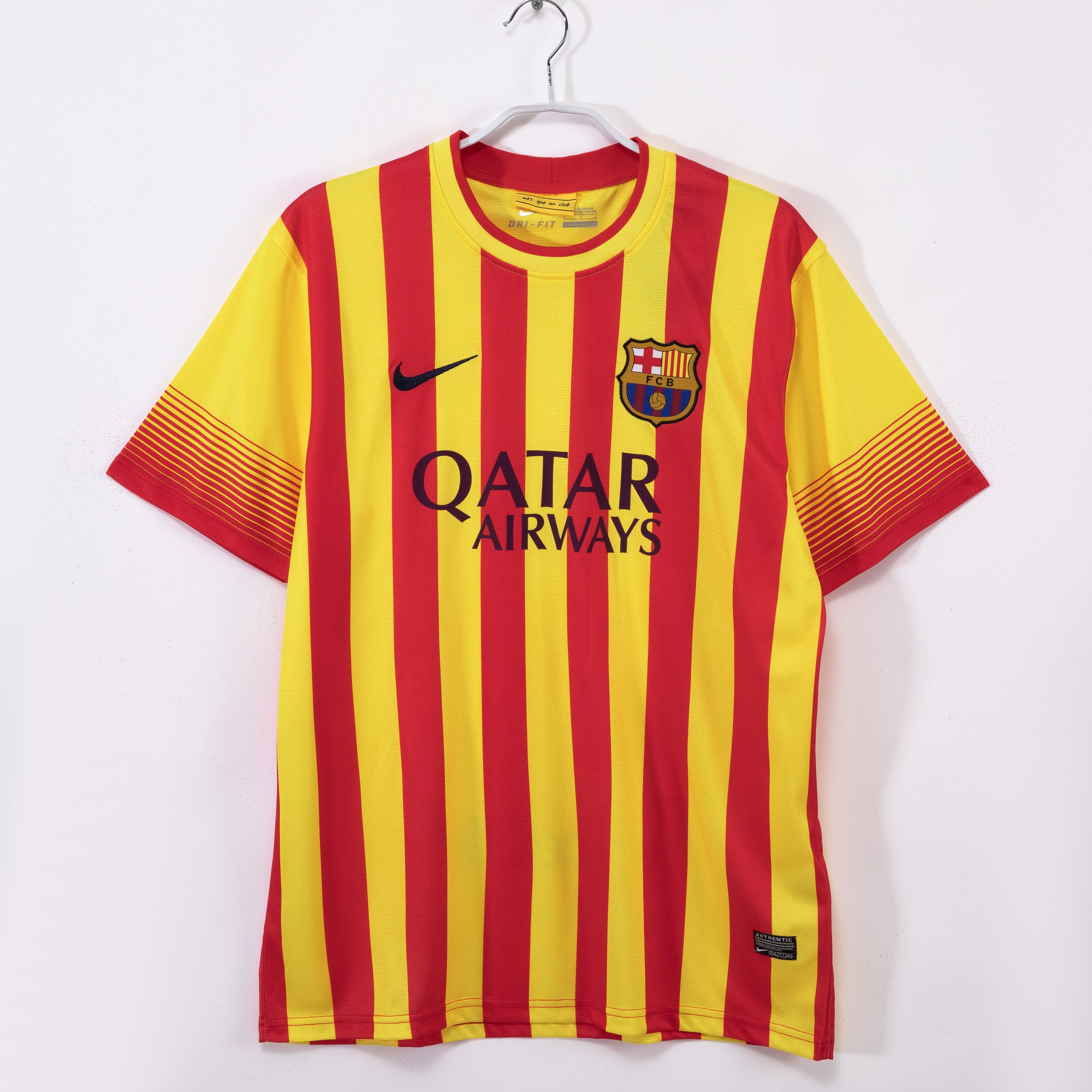 Barcelona Retro 2013/2014 Visitante
