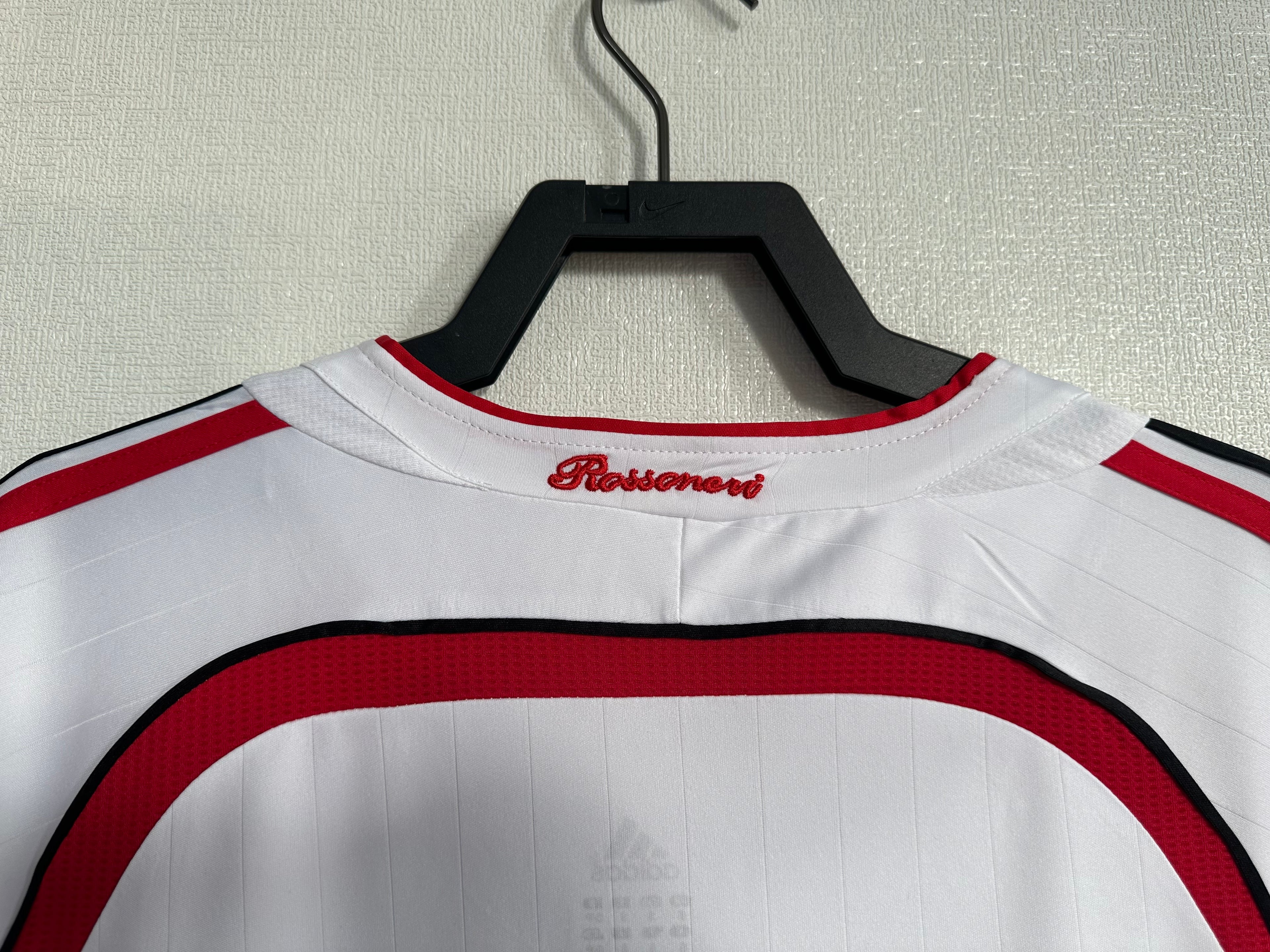 AC Milan Retro 2006/2007 Visitante