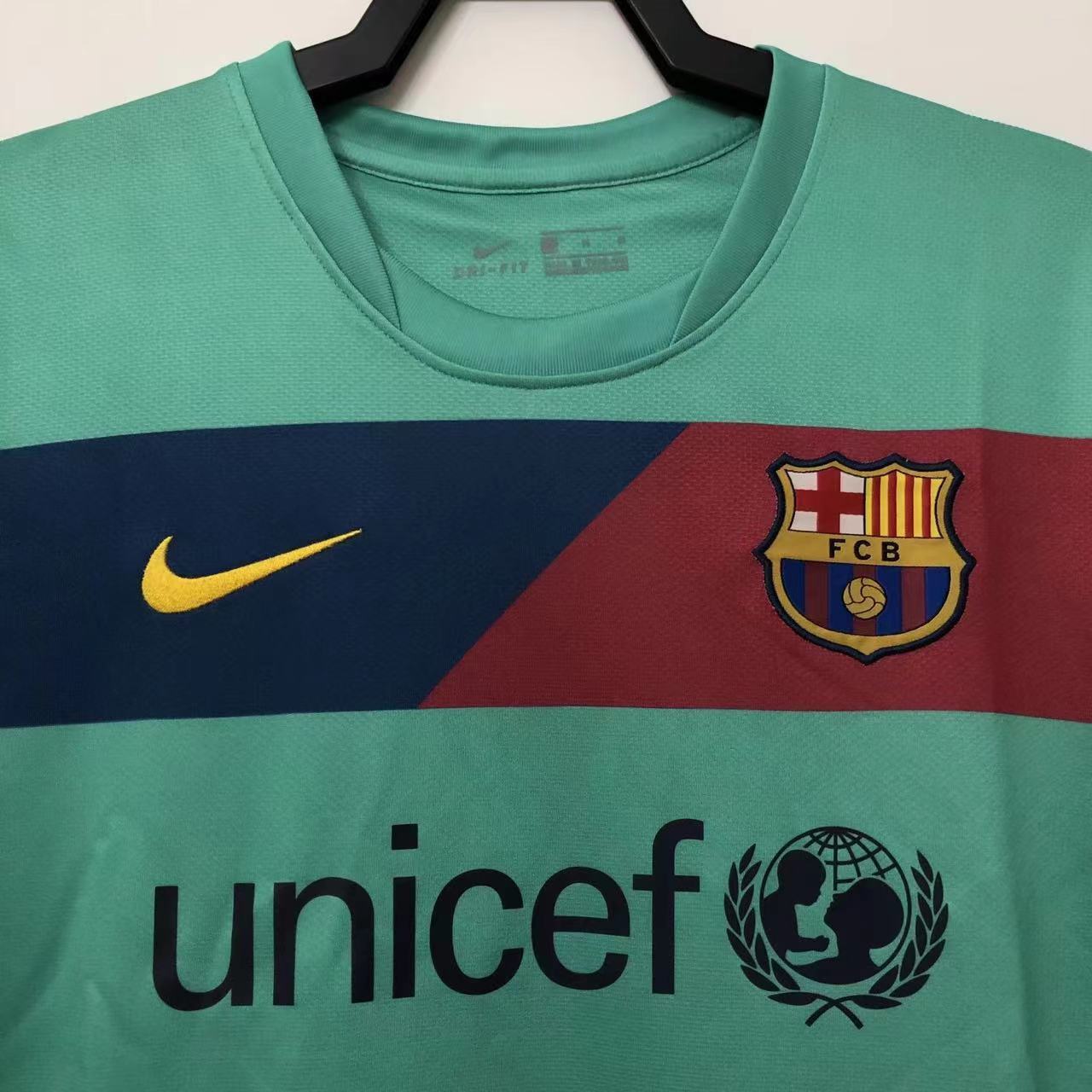 Barcelona Retro 2010/2011 Visitante