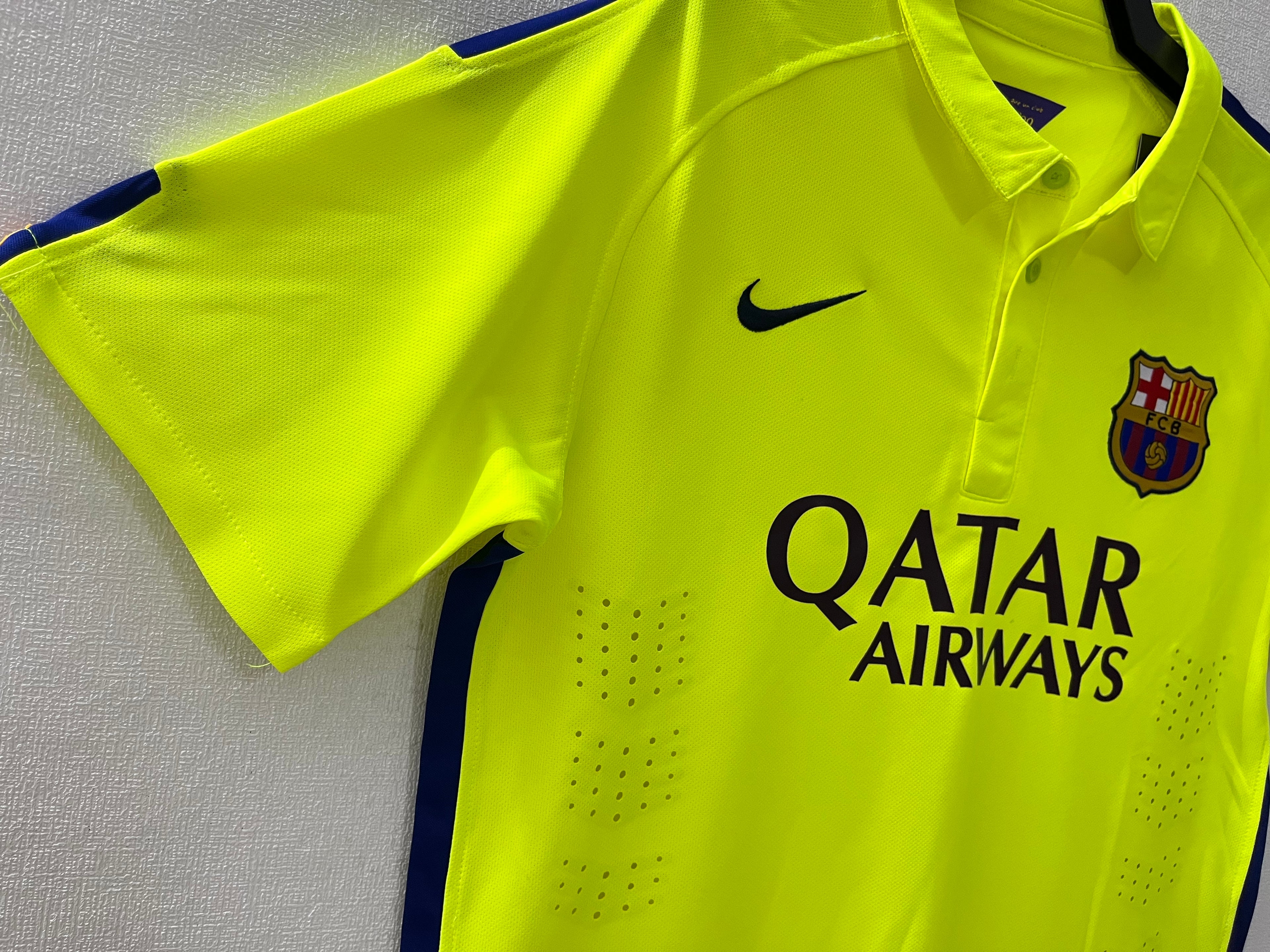 Barcelona Retro 2014/2015 Tercera Equipación