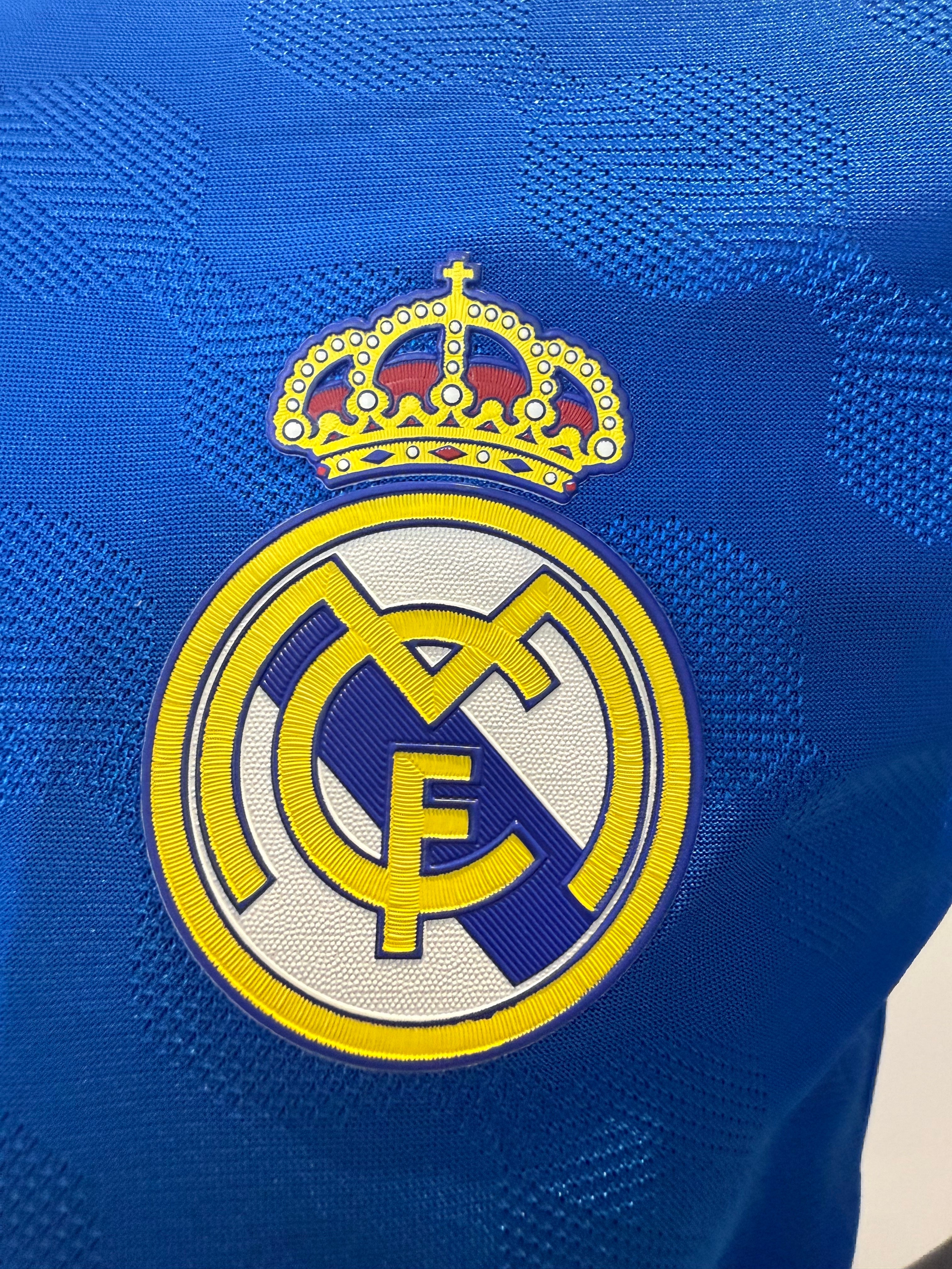 Real Madrid 2025/2026 Tercera Equipación