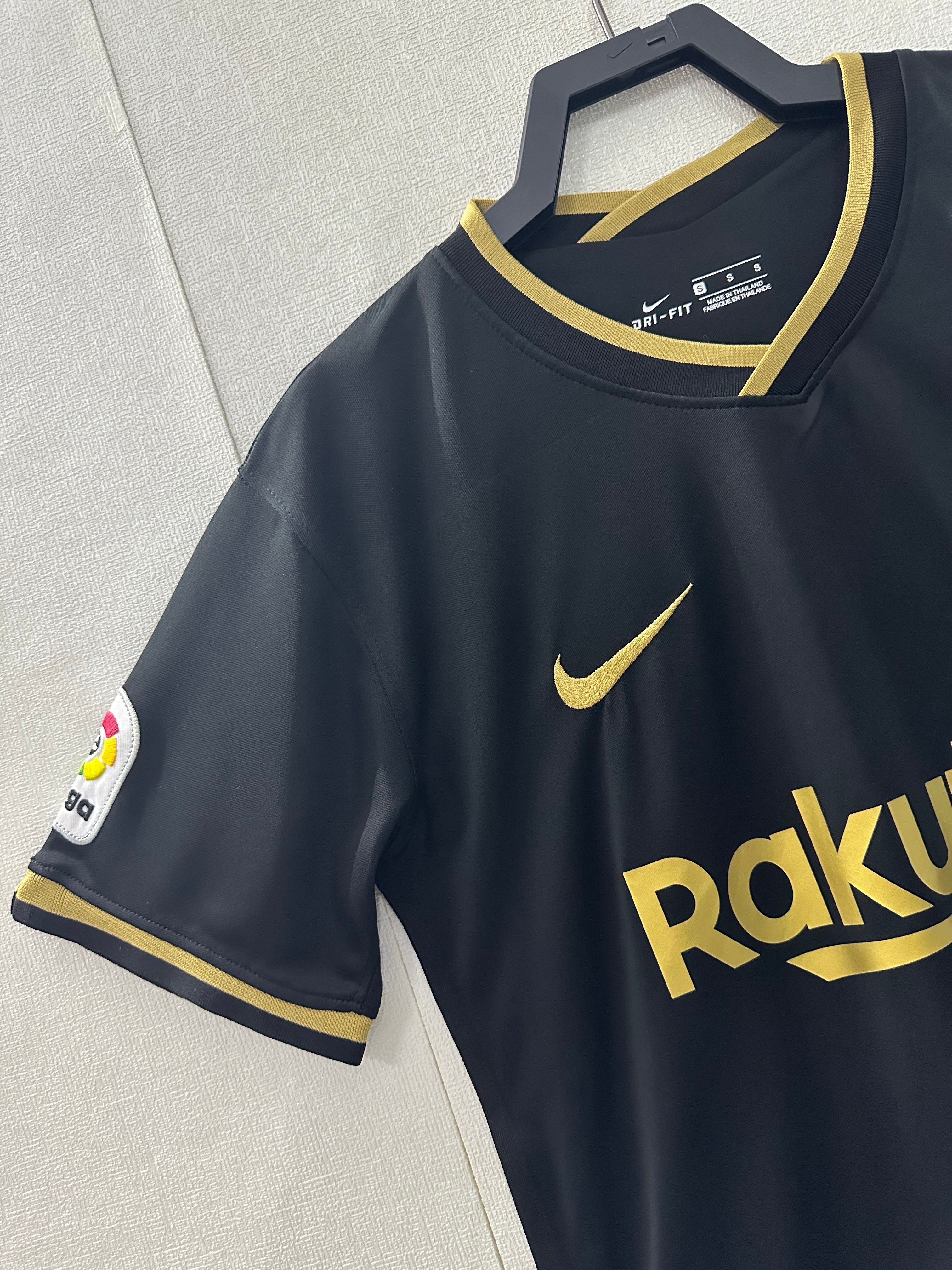 Barcelona Retro 2020/2021 Visitante