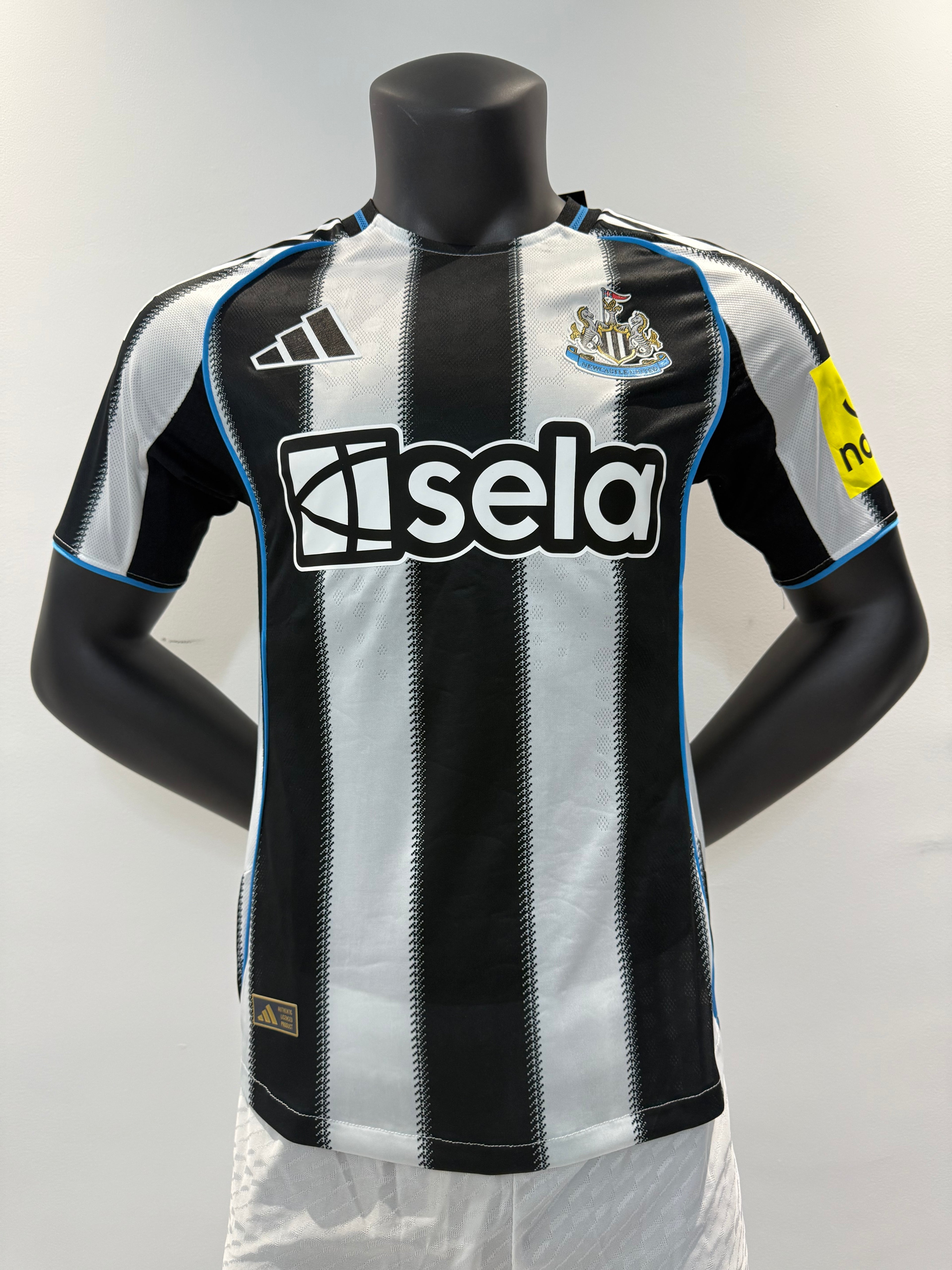 Newcastle United 2025/2026 Local