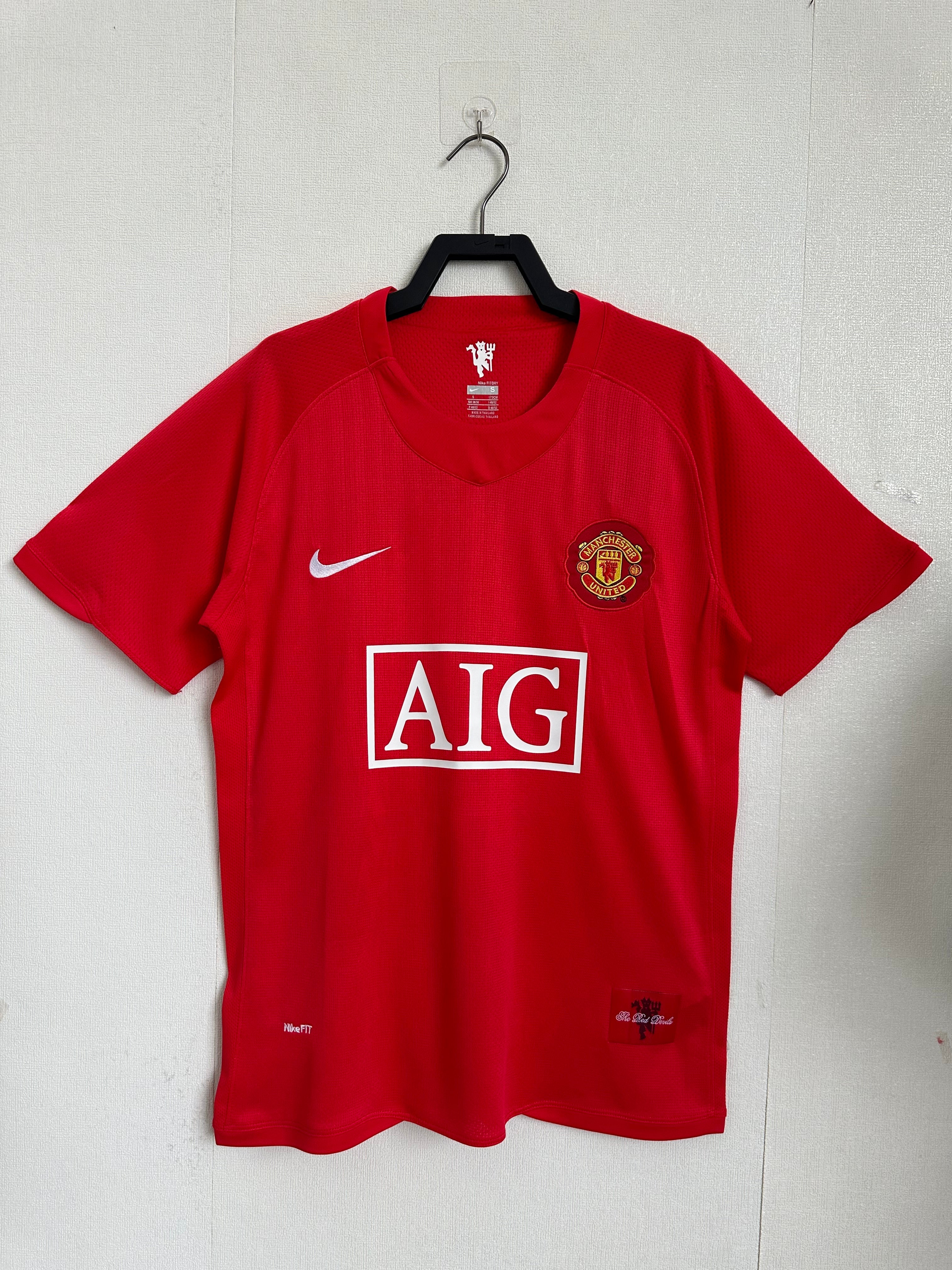 Manchester United Retro 2007/2008 Local