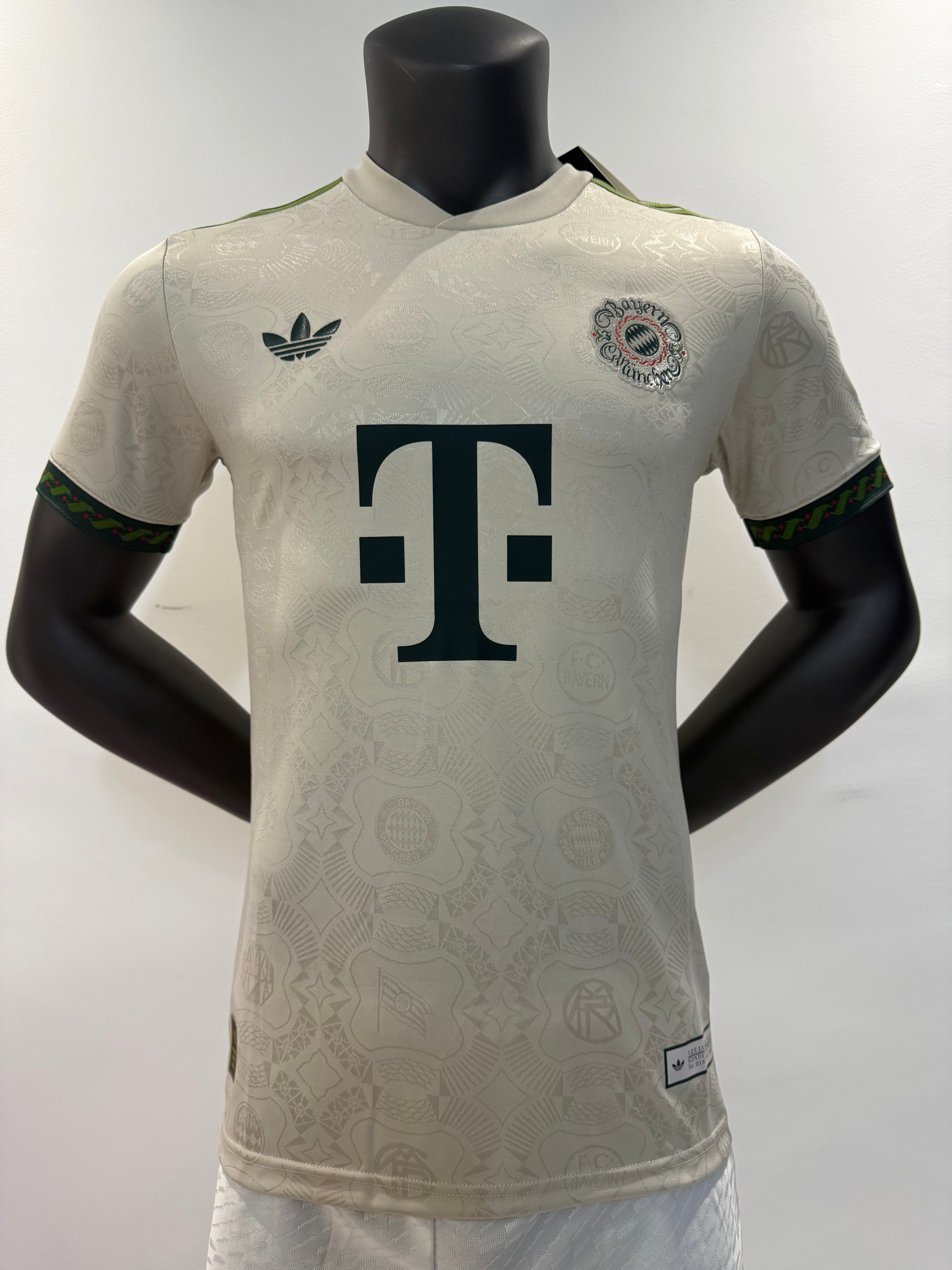 Bayern Múnich 2025/2026 Edición Oktoberfest