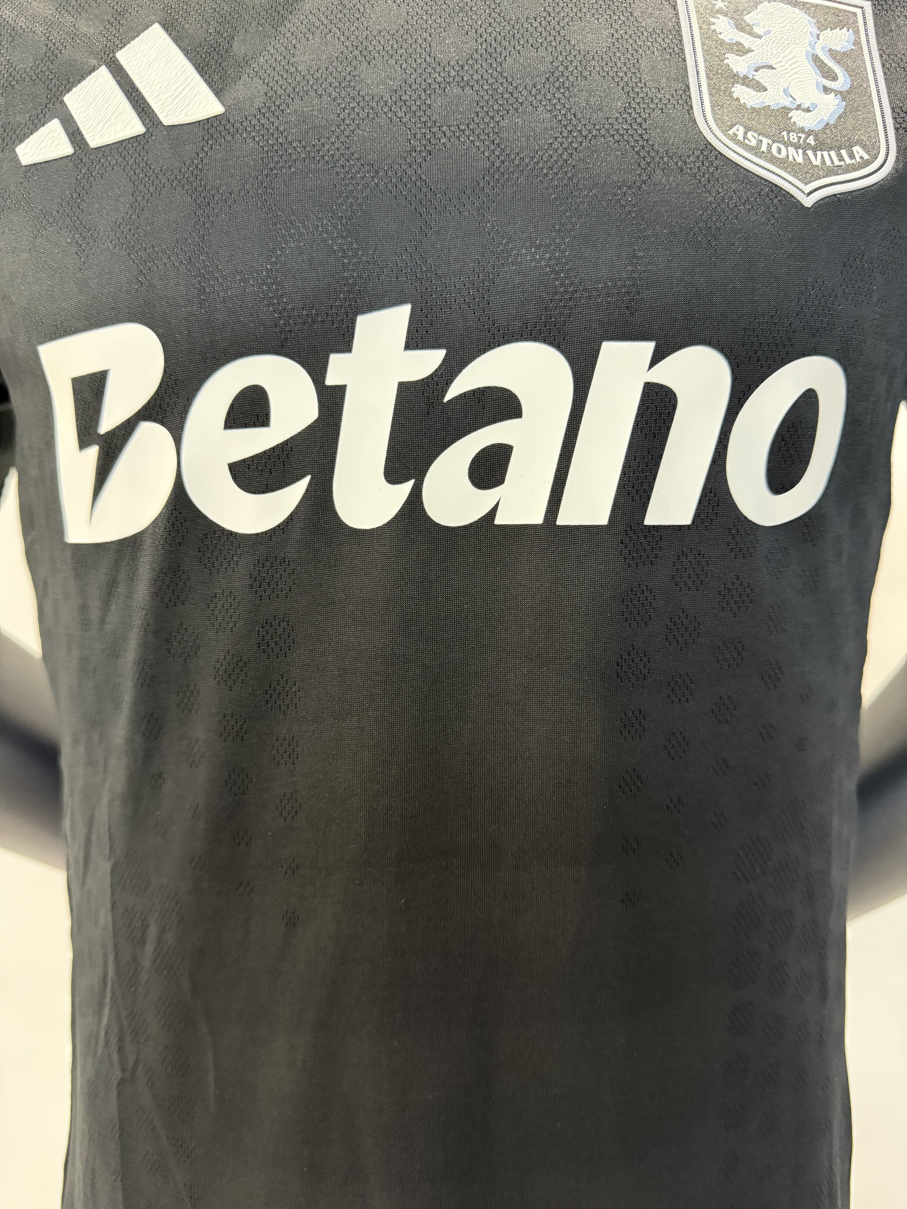 Aston Villa 2025/2026 Visita