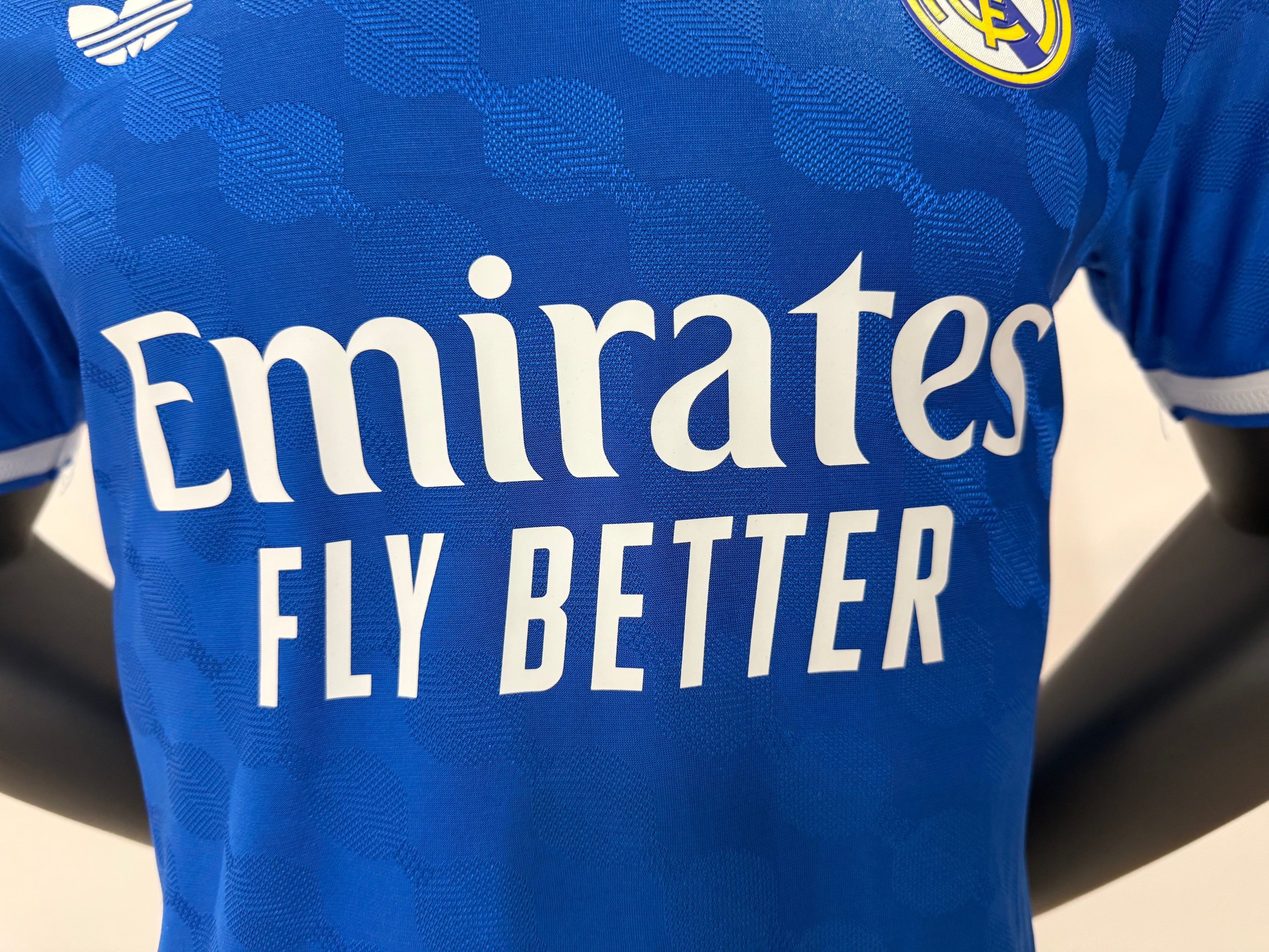 Real Madrid 2025/2026 Tercera Equipación