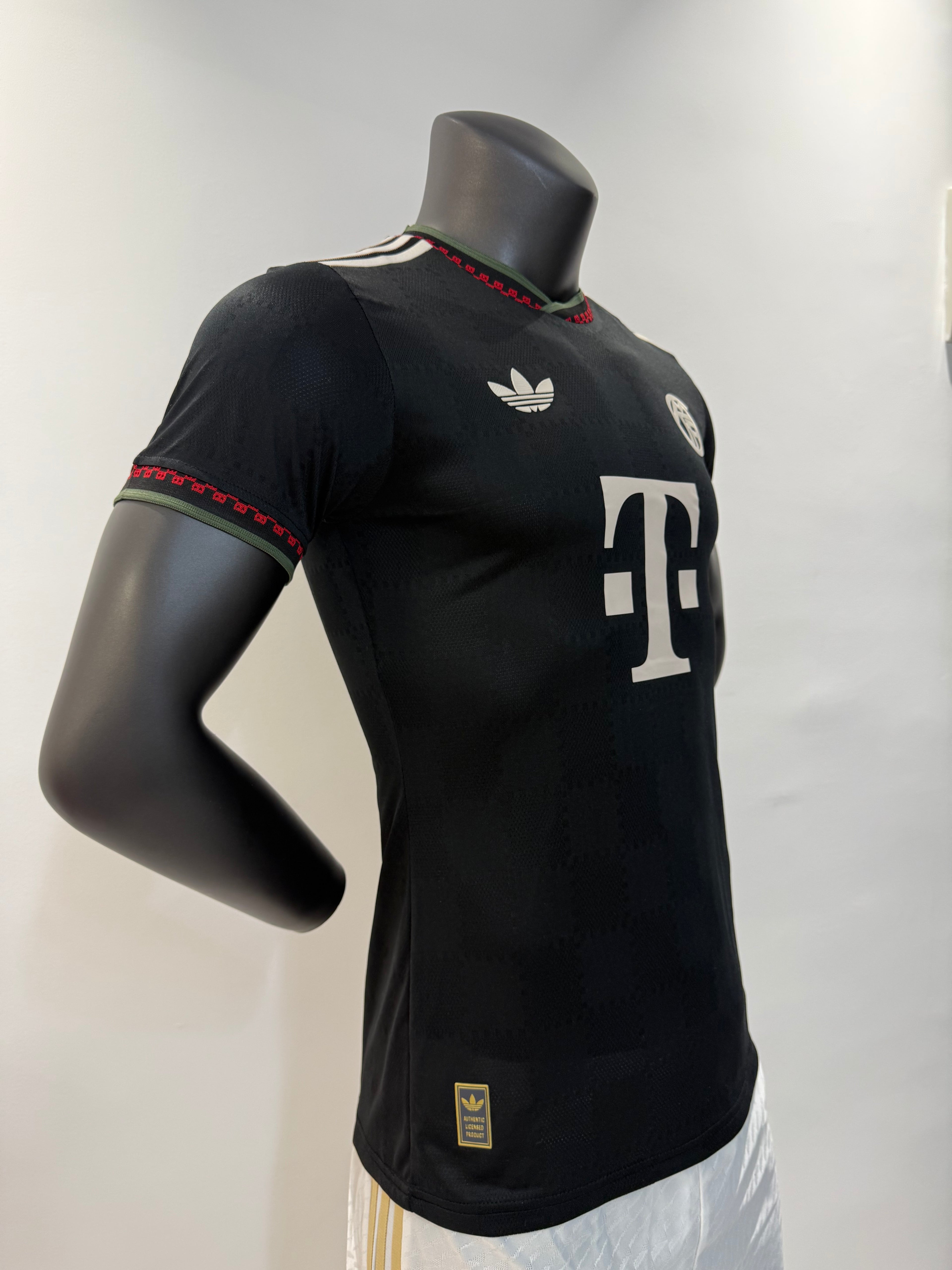 Bayern Múnich 2025/2026 Edición Champions League