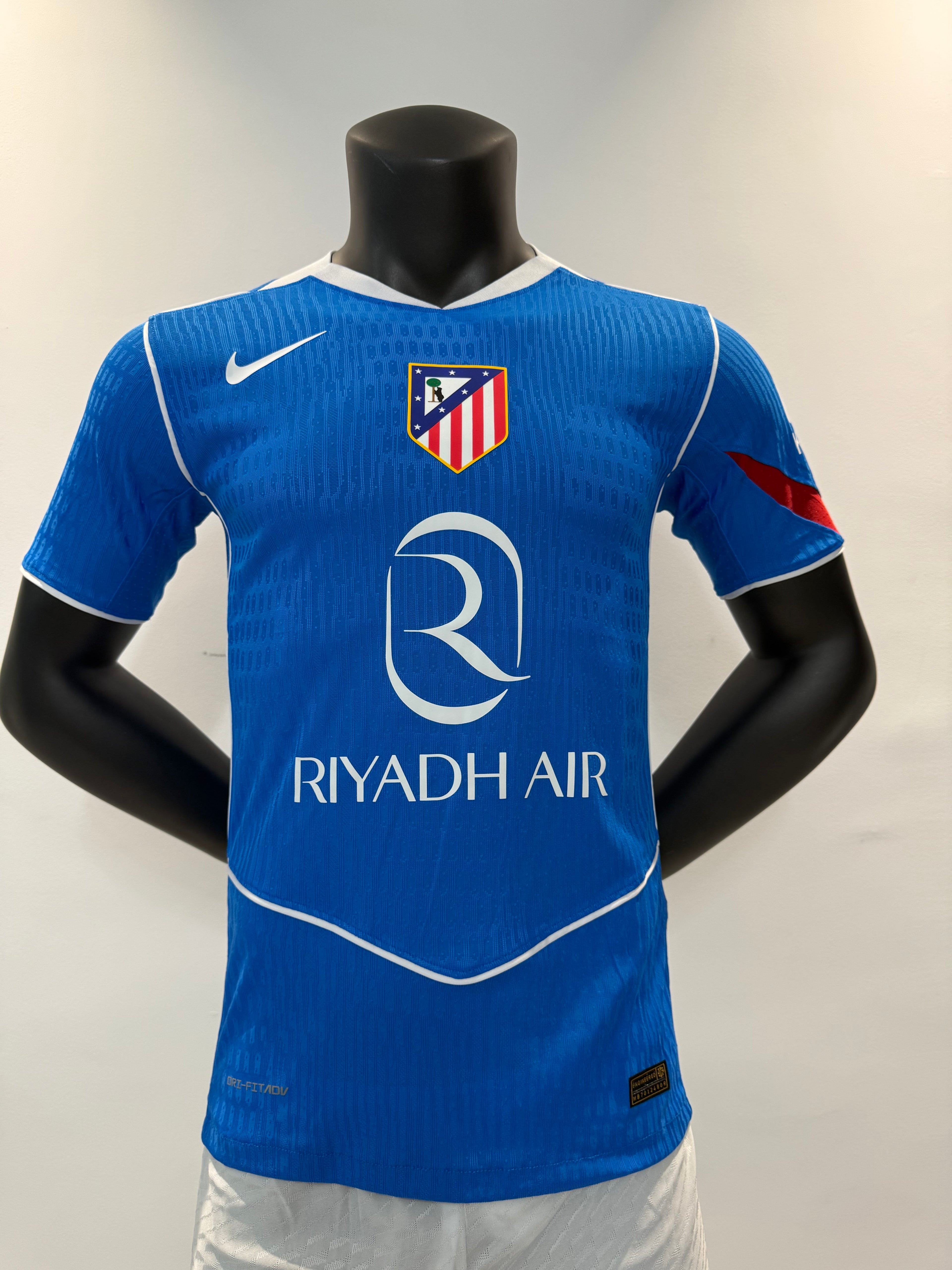 Atlético de Madrid 2025/2026 Tercera Equipación