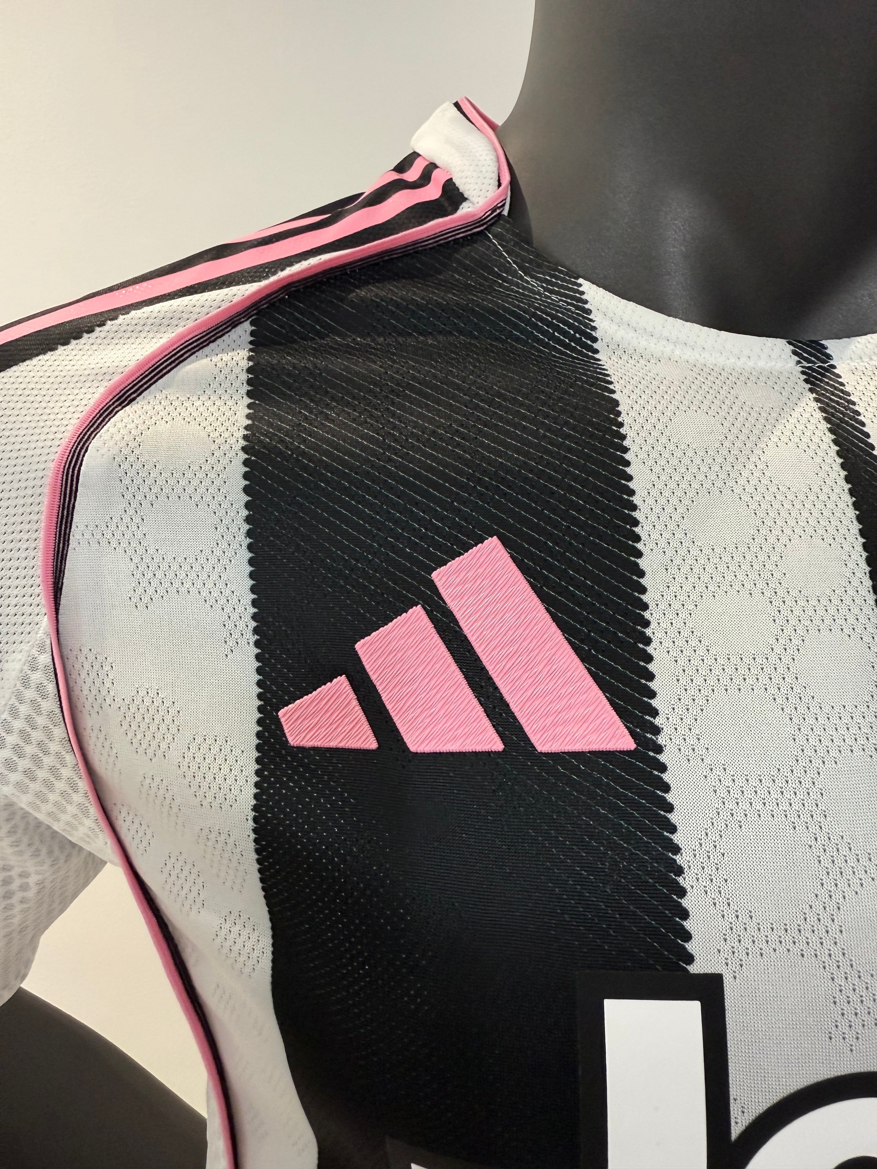 Juventus 2025/2026 Local