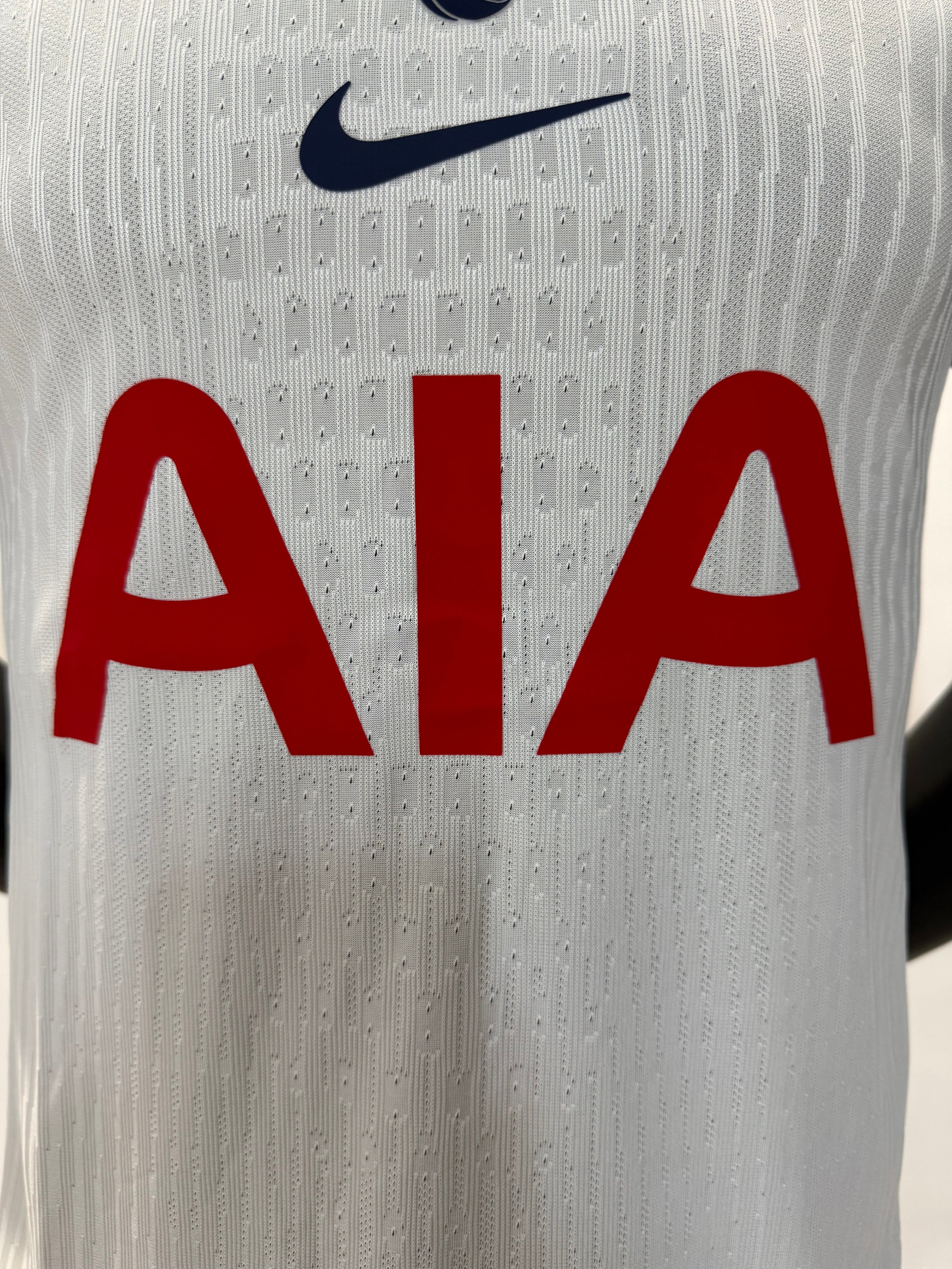 Tottenham 2025/2026 Local