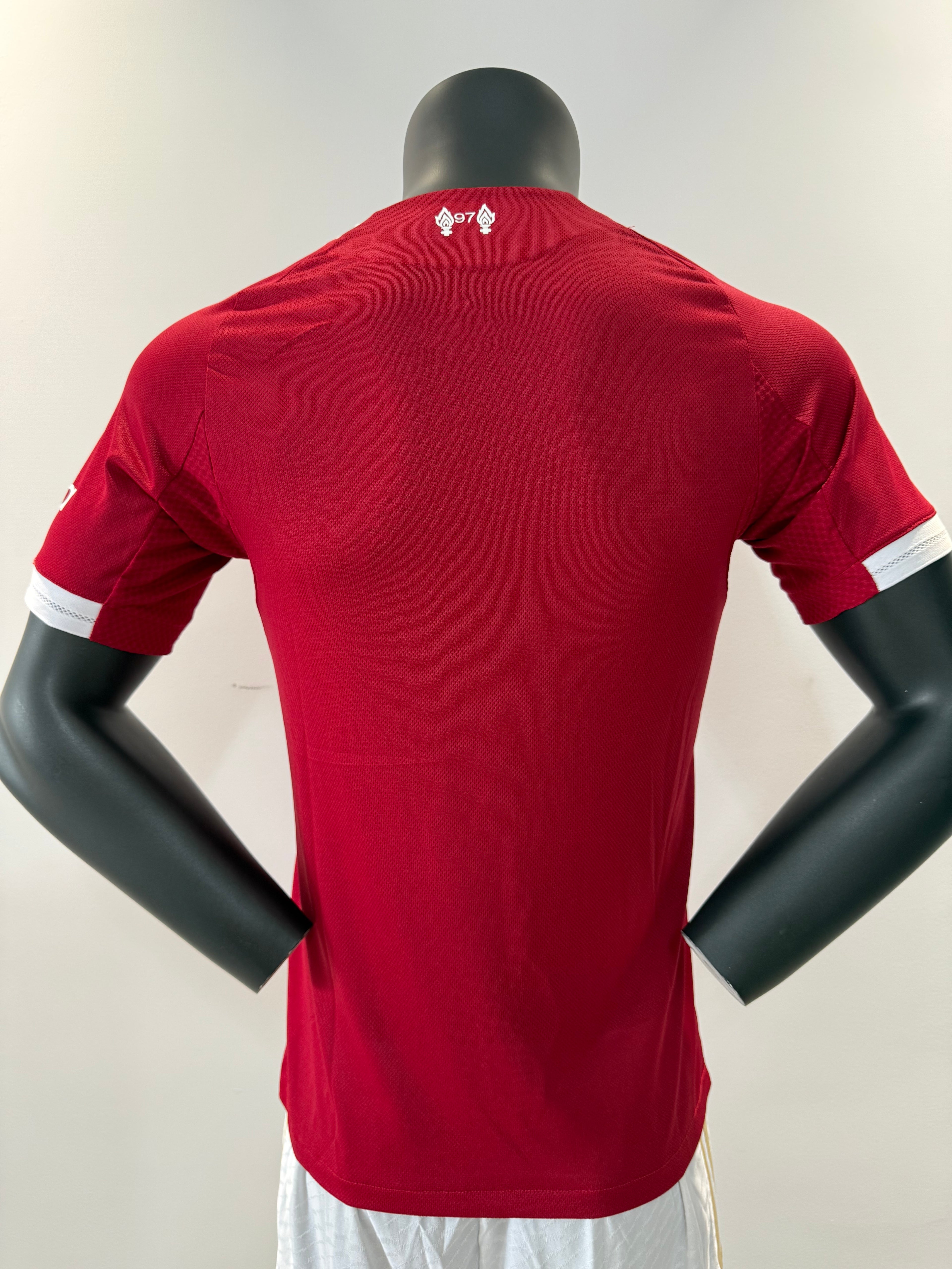 Liverpool 2025/2026 Local