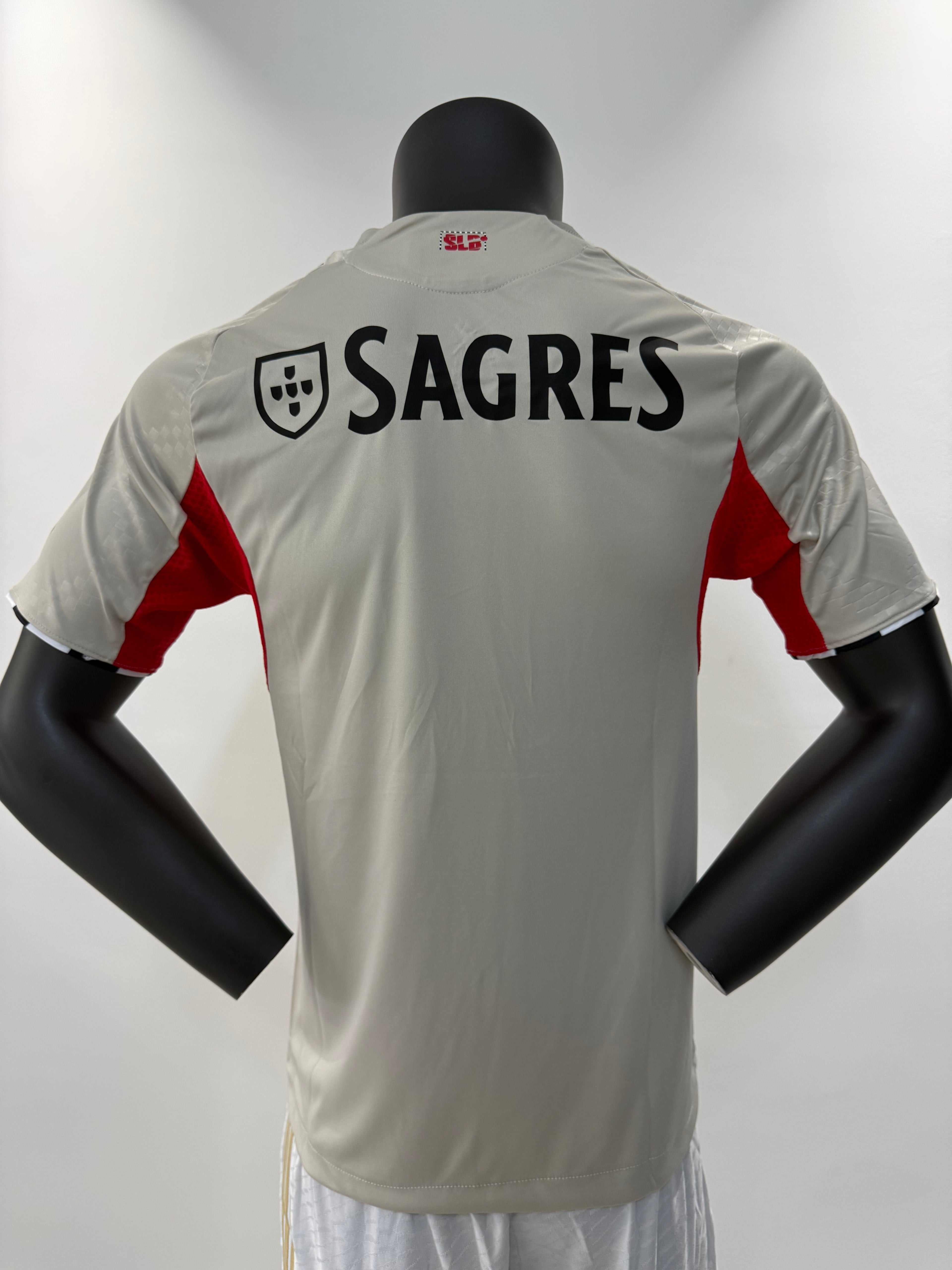 Benfica 2025/2026 Tercera Equipación