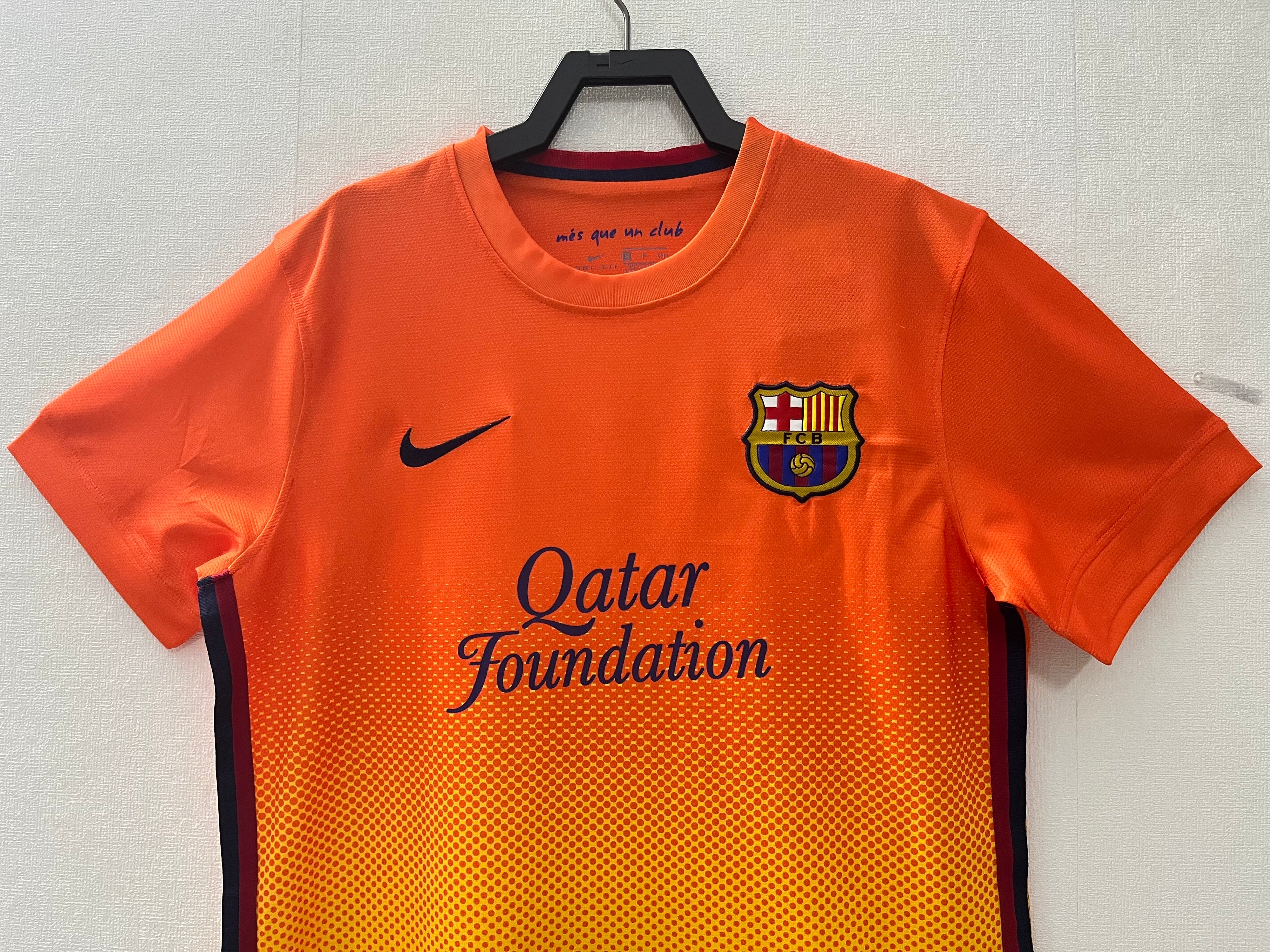 Barcelona Retro 2012/2013 Visitante