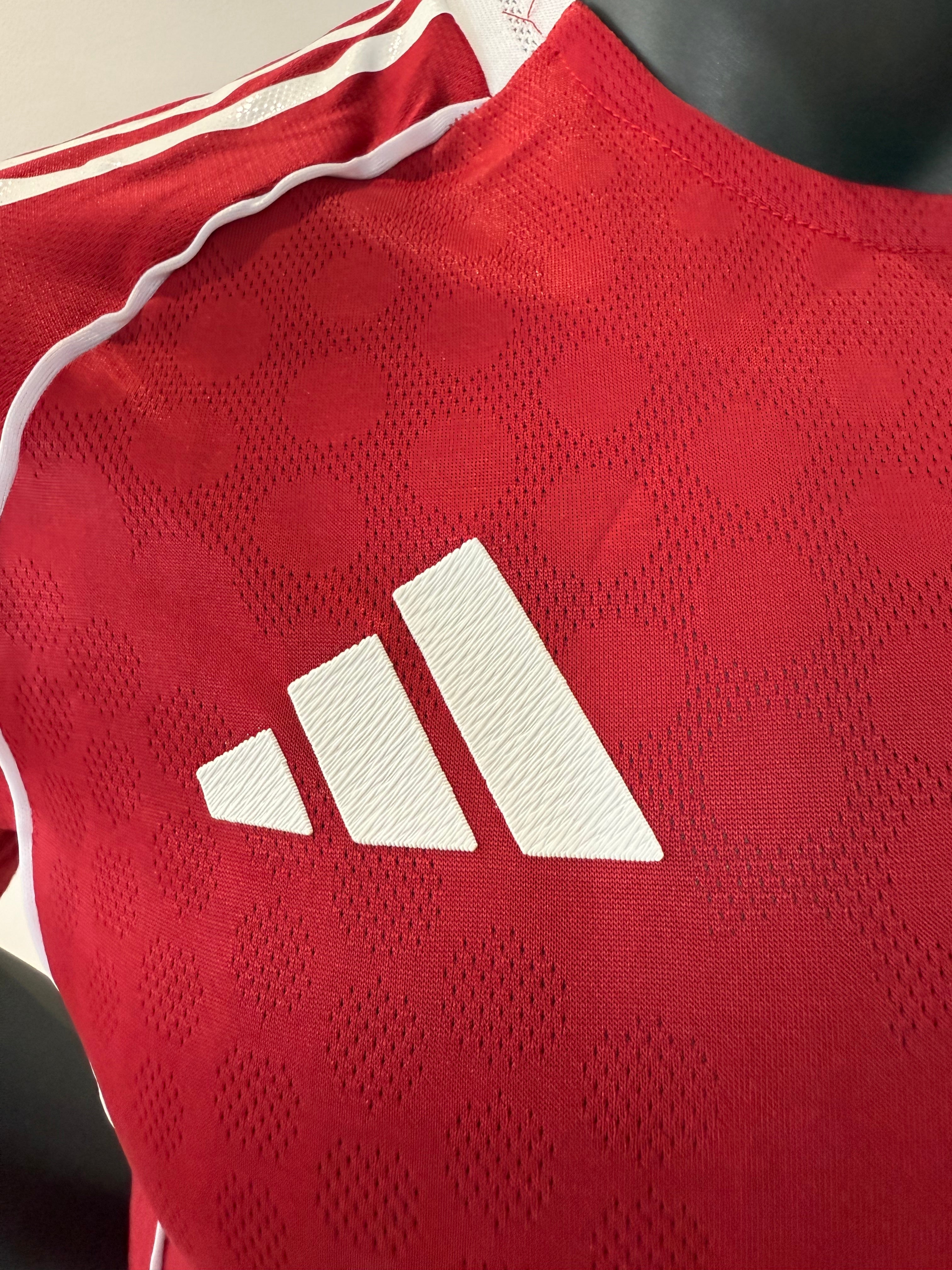 Liverpool 2025/2026 Local