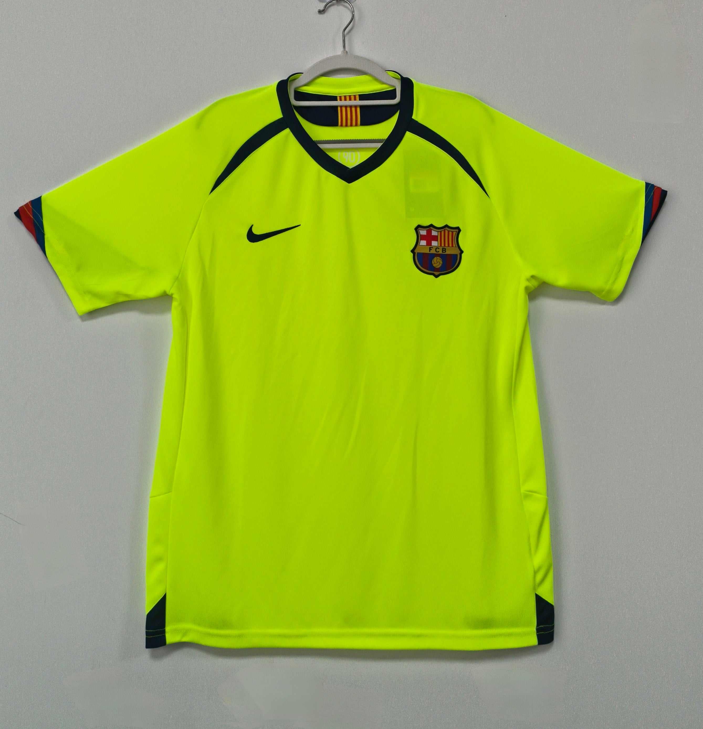Barcelona Retro 2005/2006 Visitante