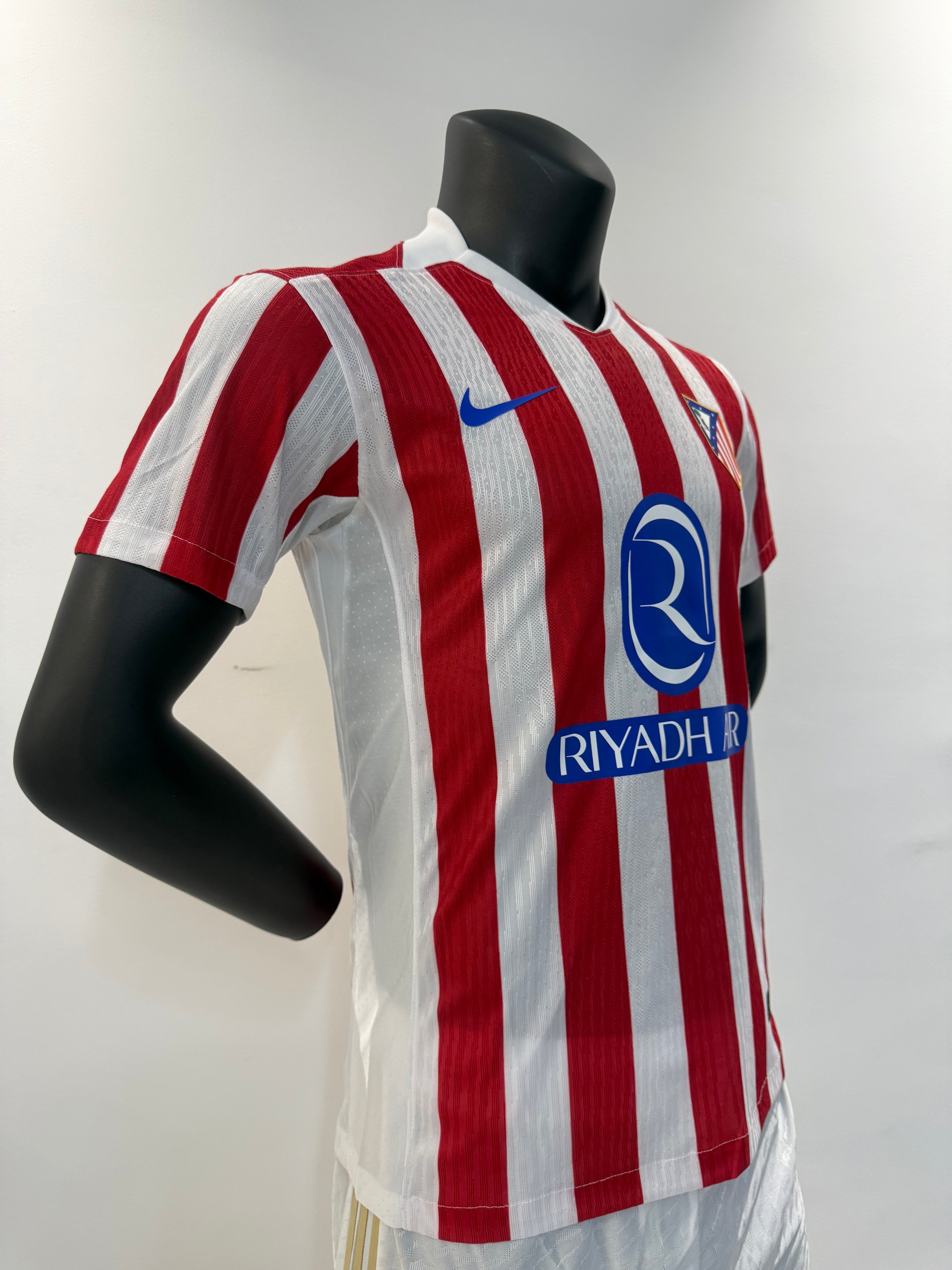 Atlético de Madrid 2025/2026 Local