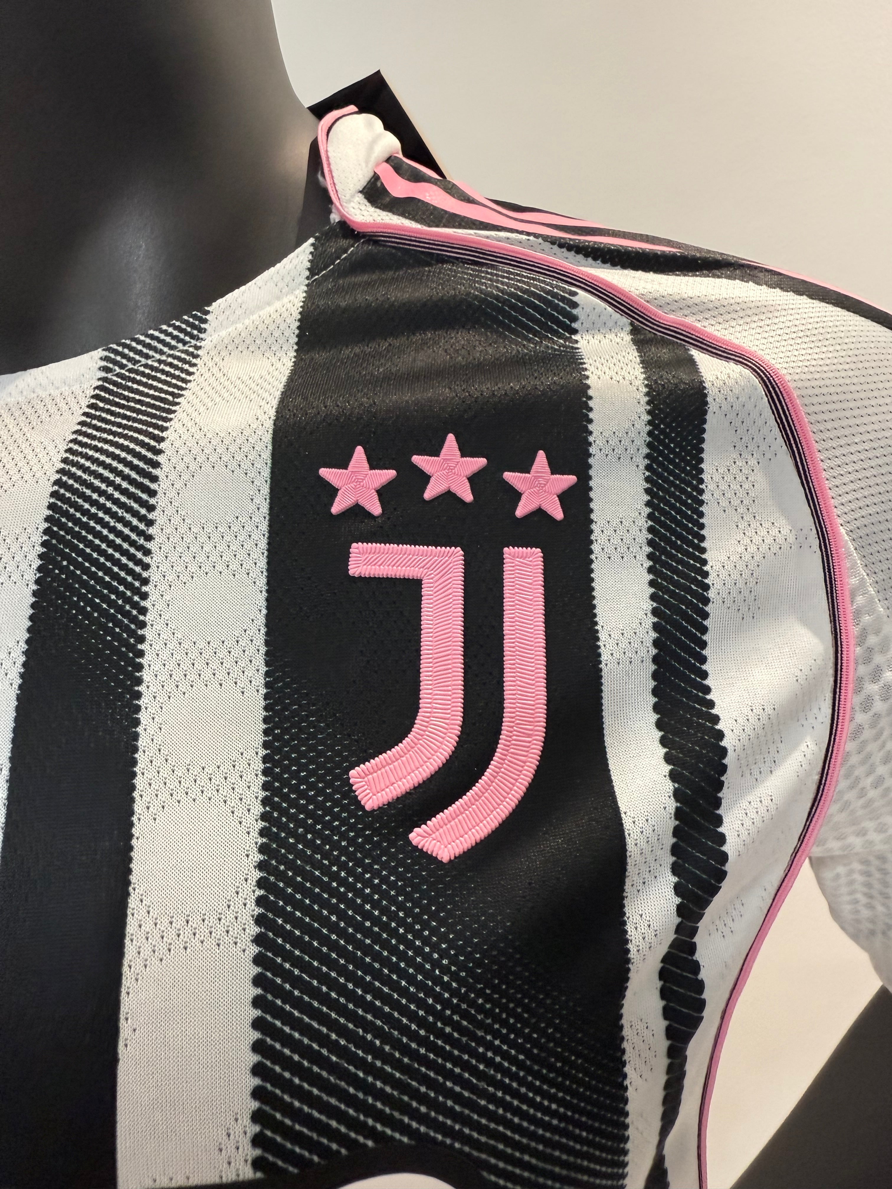 Juventus 2025/2026 Local