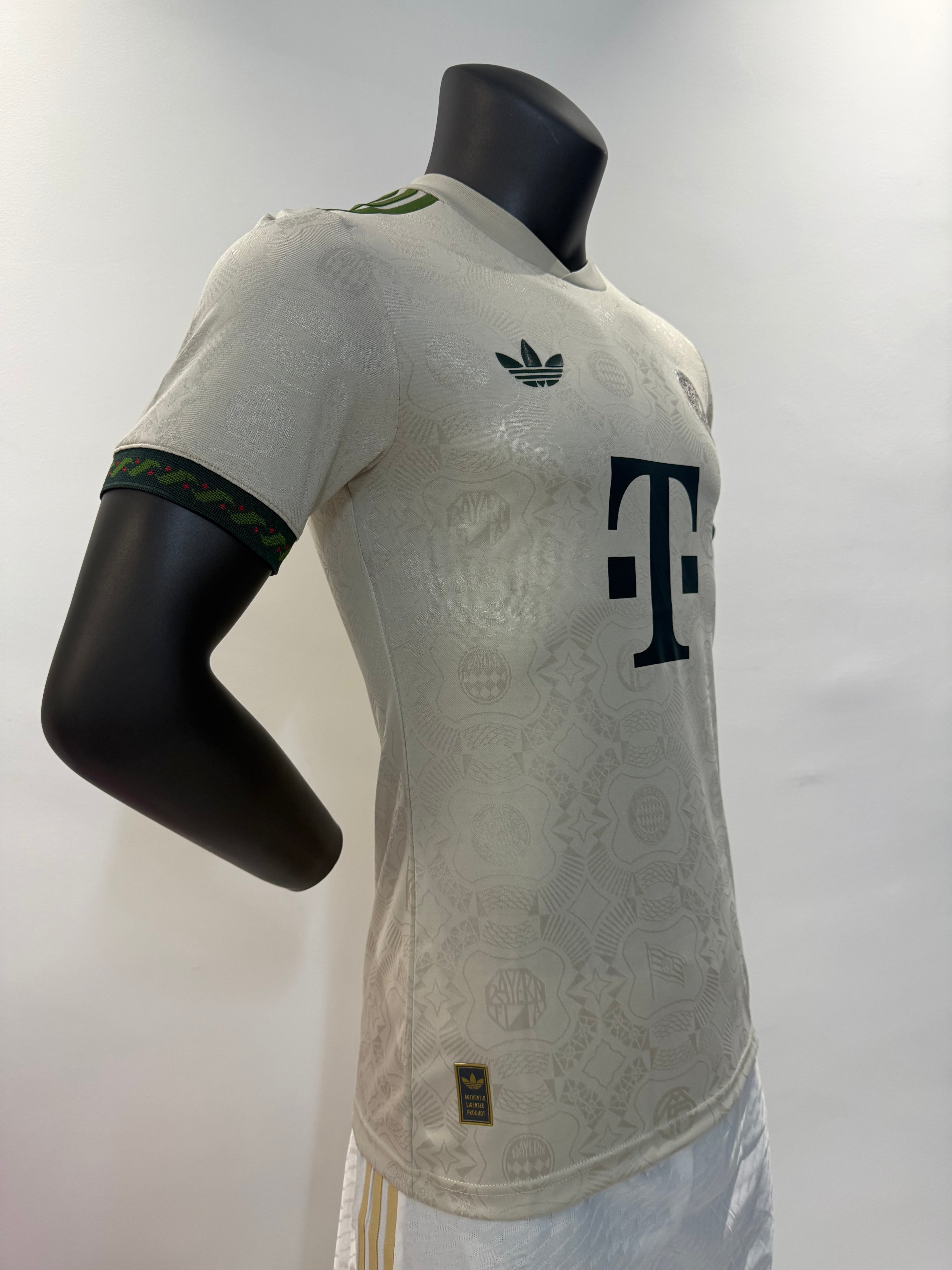 Bayern Múnich 2025/2026 Edición Oktoberfest