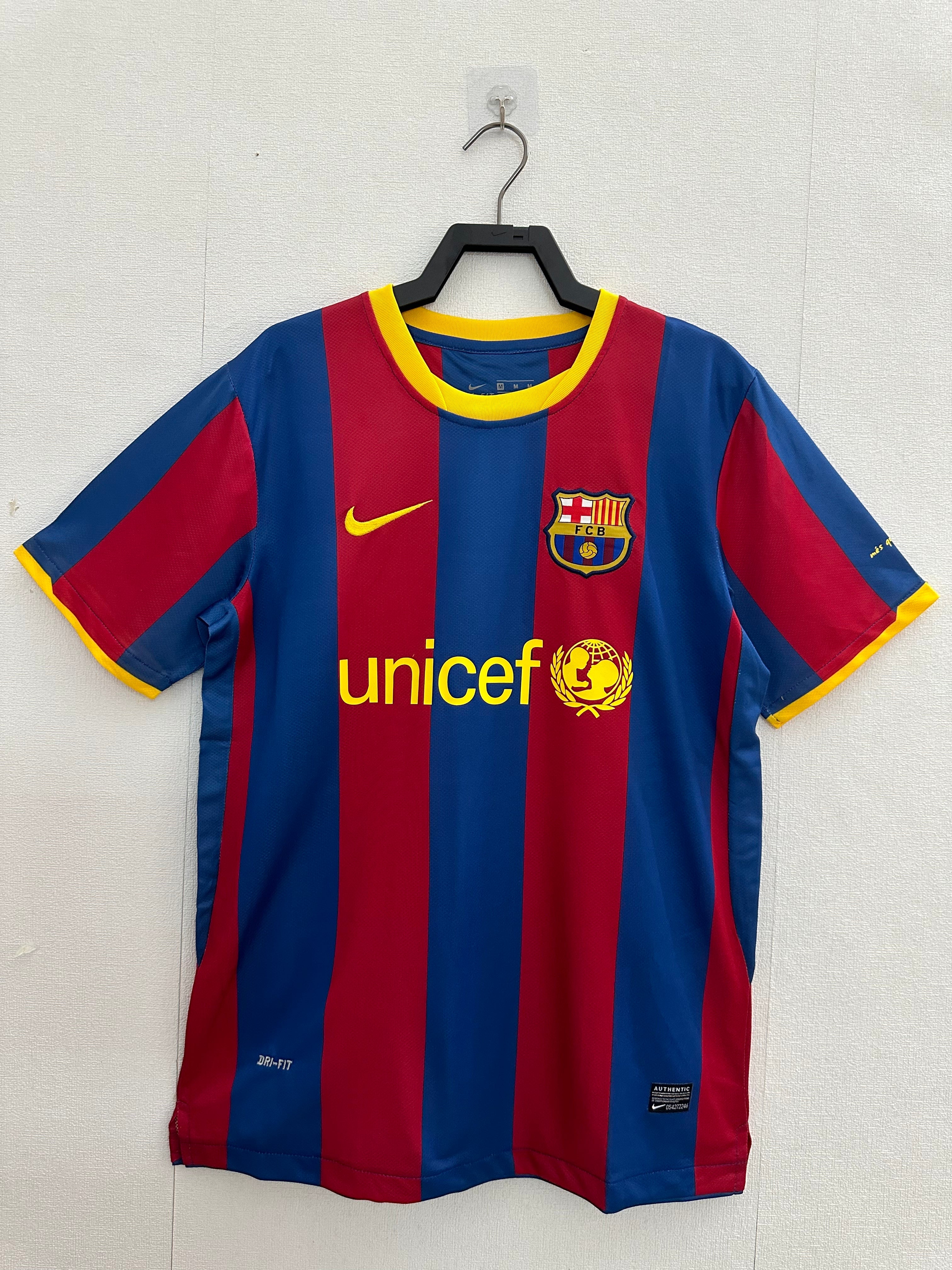 Barcelona Retro 2010/2011 Local