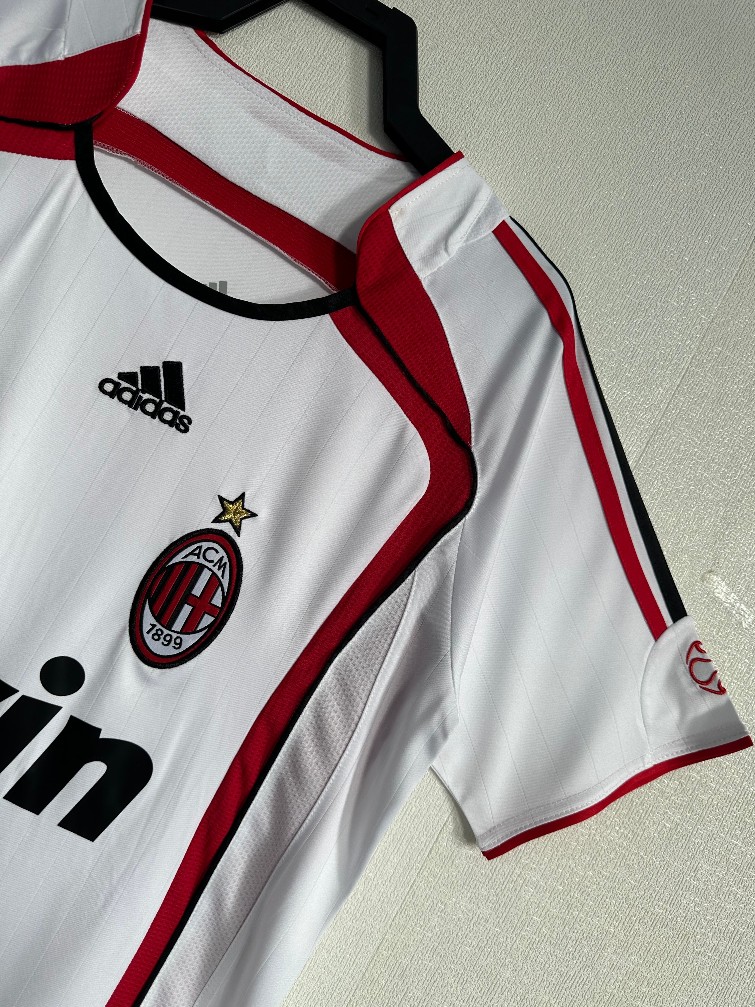 AC Milan Retro 2006/2007 Visitante